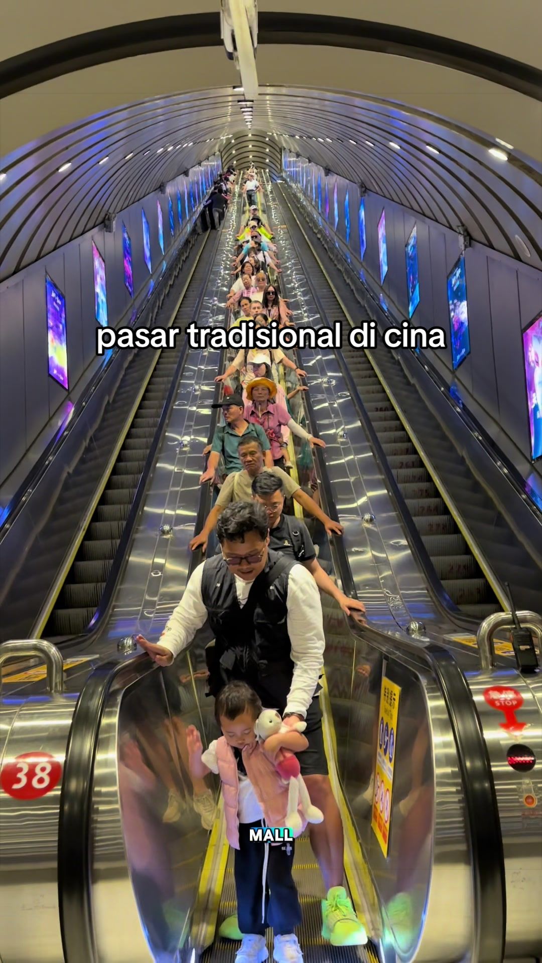 @hobi jalan kaki