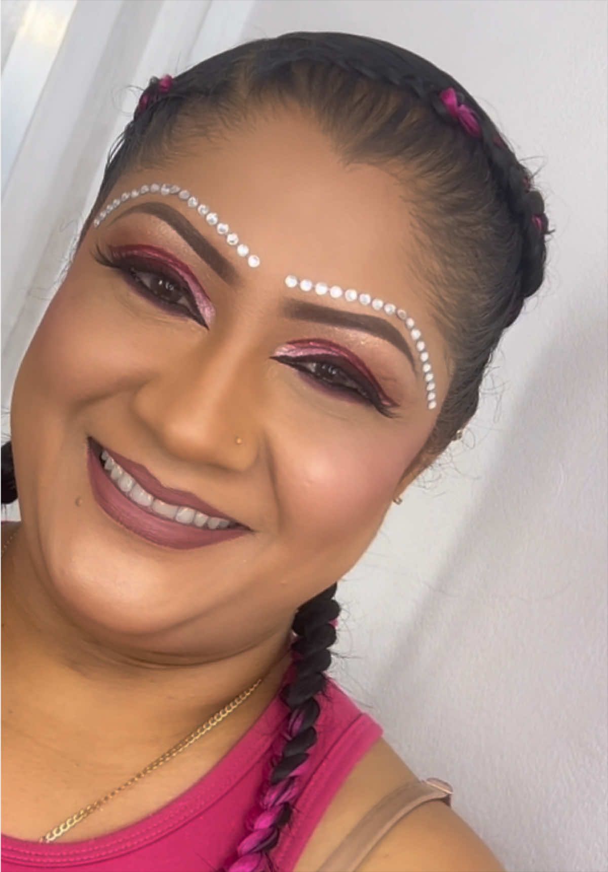@Vasha R - Makeup Artist 🇹🇹
