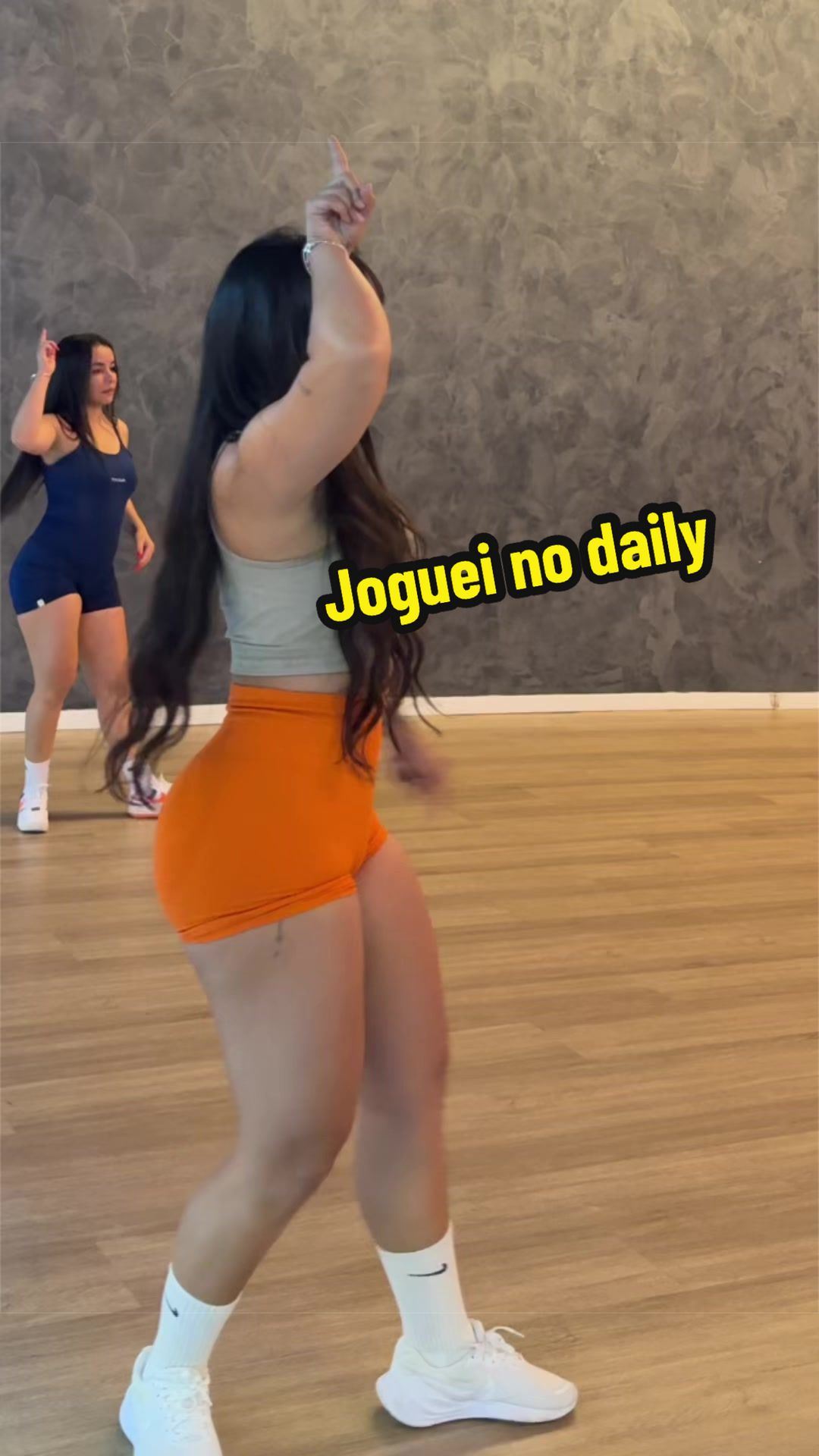 @Tatiele Silva 💃✨