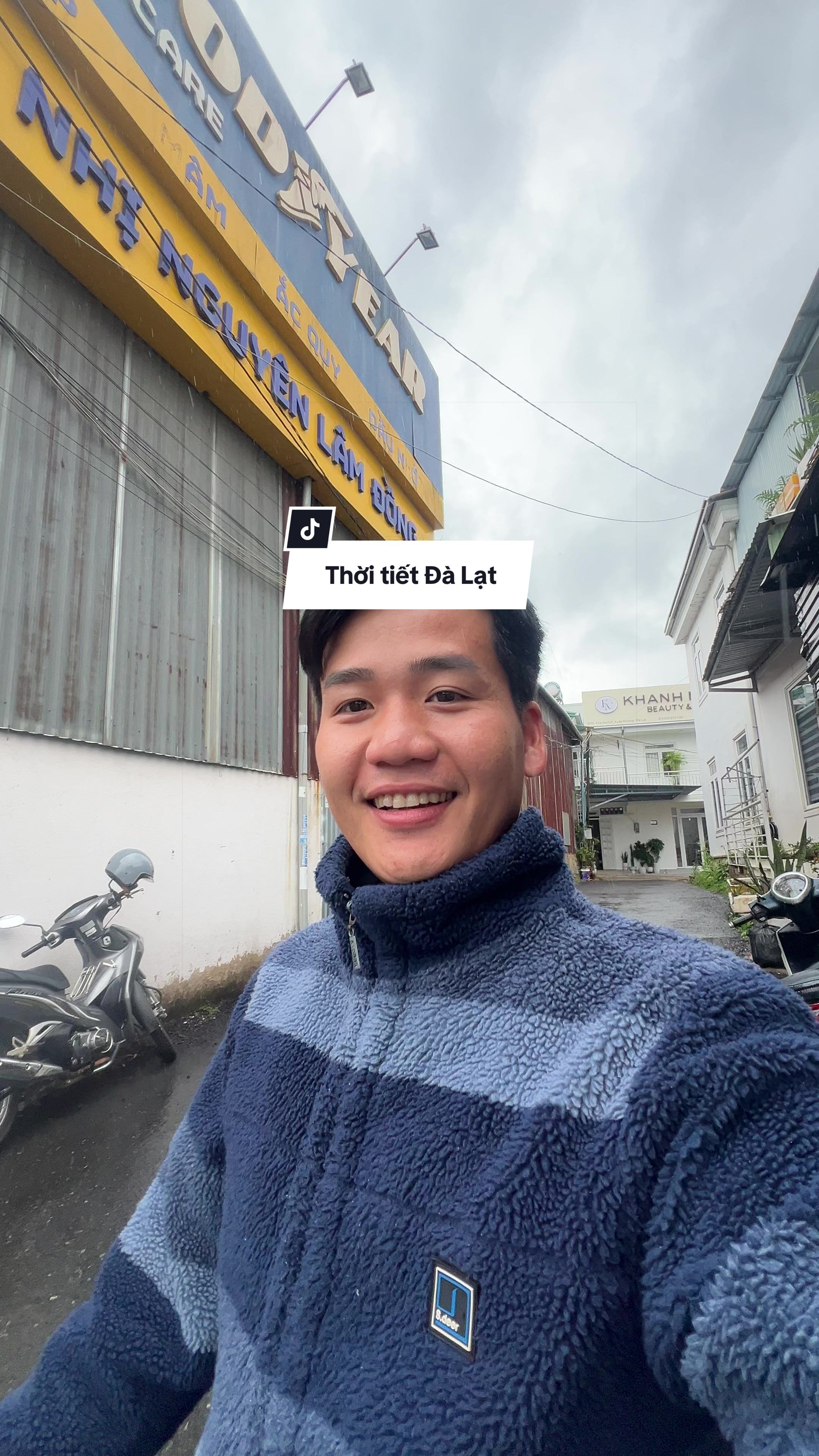 @Đi c&ugrave;ng Hiếu
