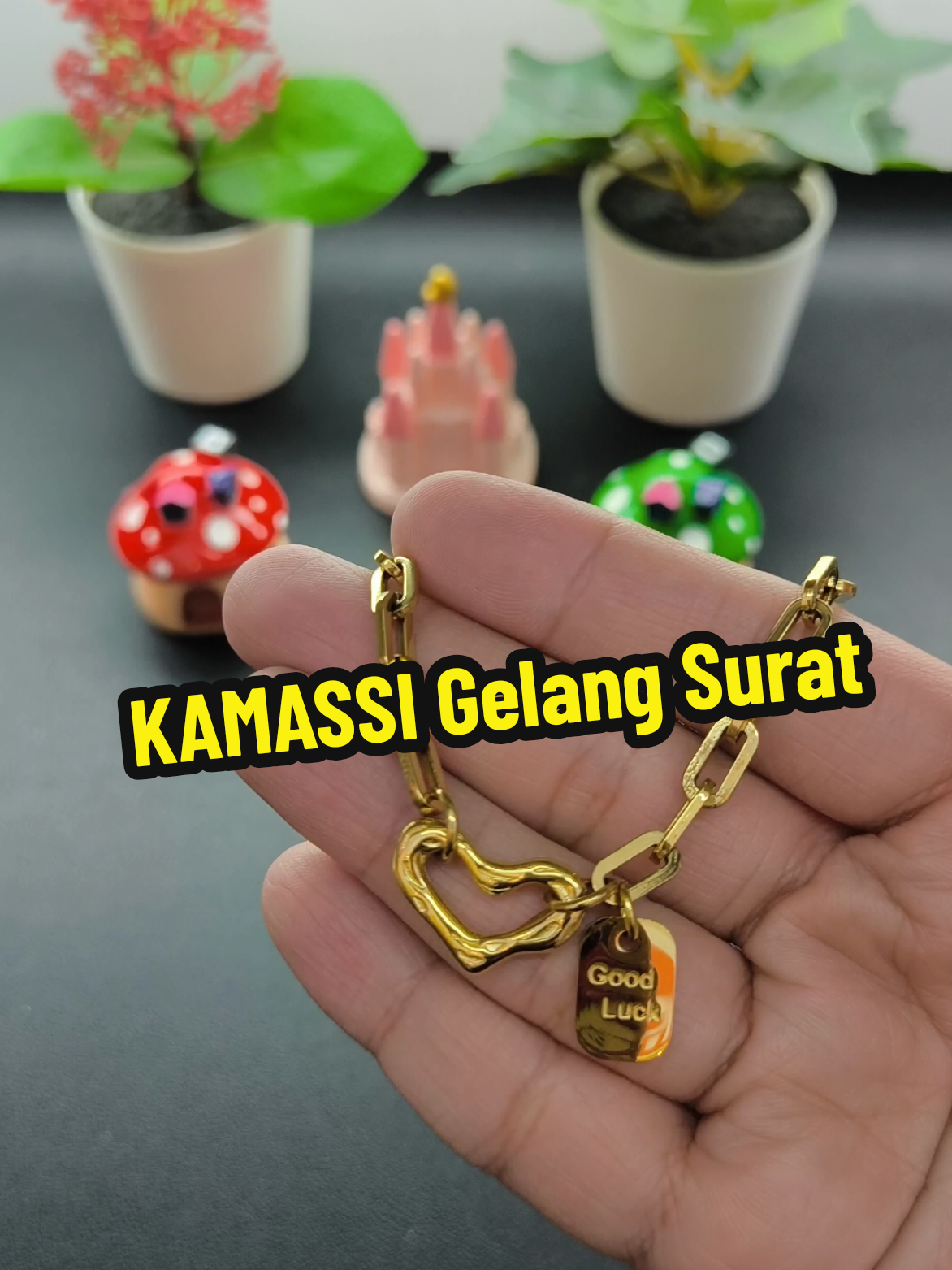 @FashionForUshop
