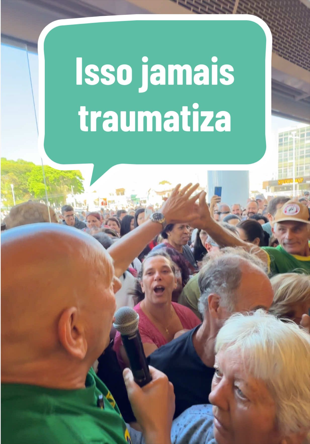 @Véio da Havan