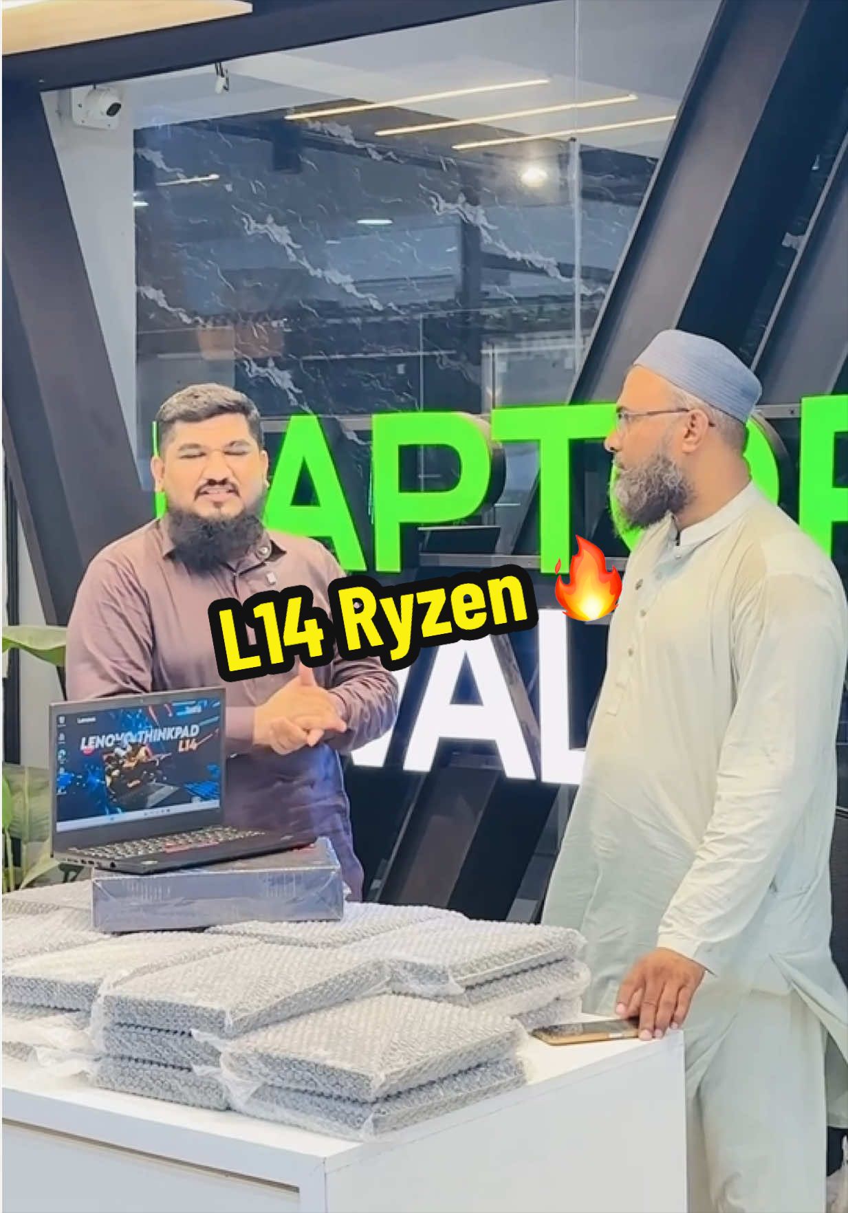 @Laptop Wale💻
