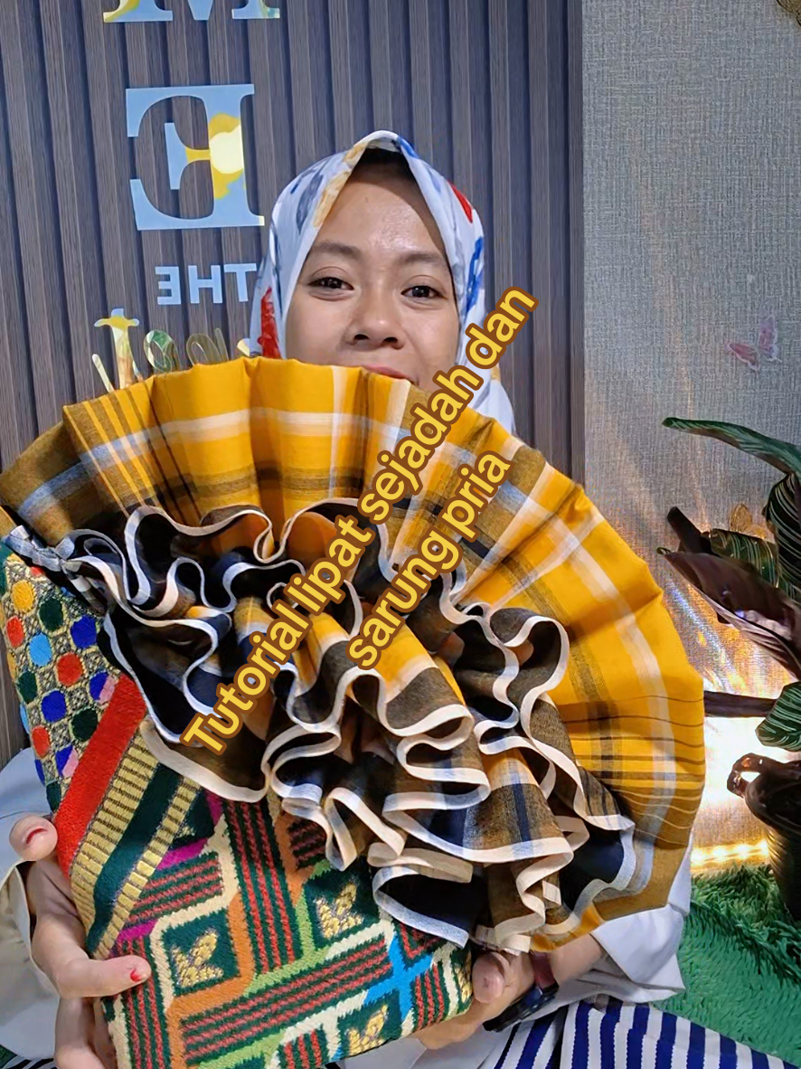@Siti Fatimah|Gift Box