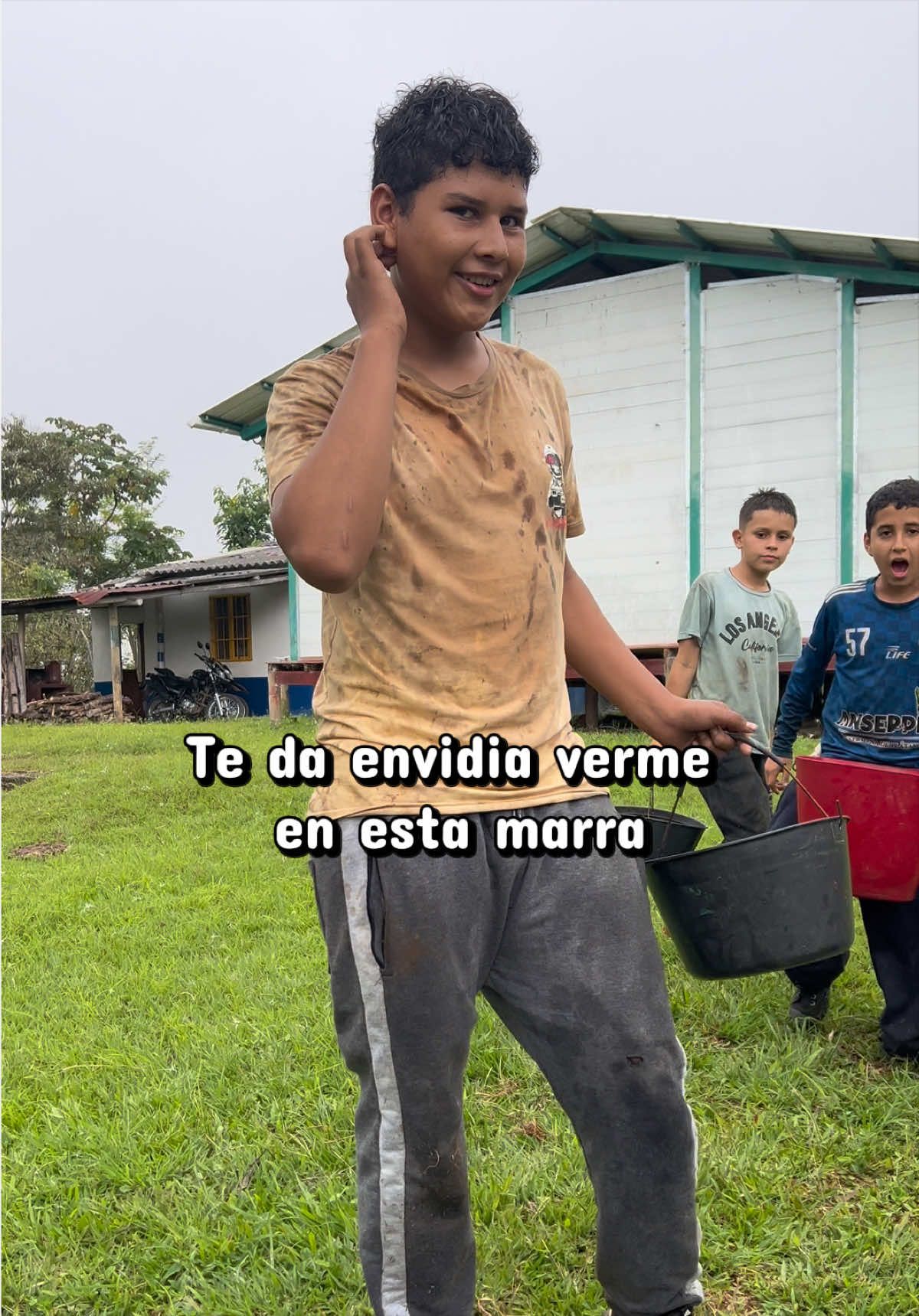 @Escuela aprendo y me divierto