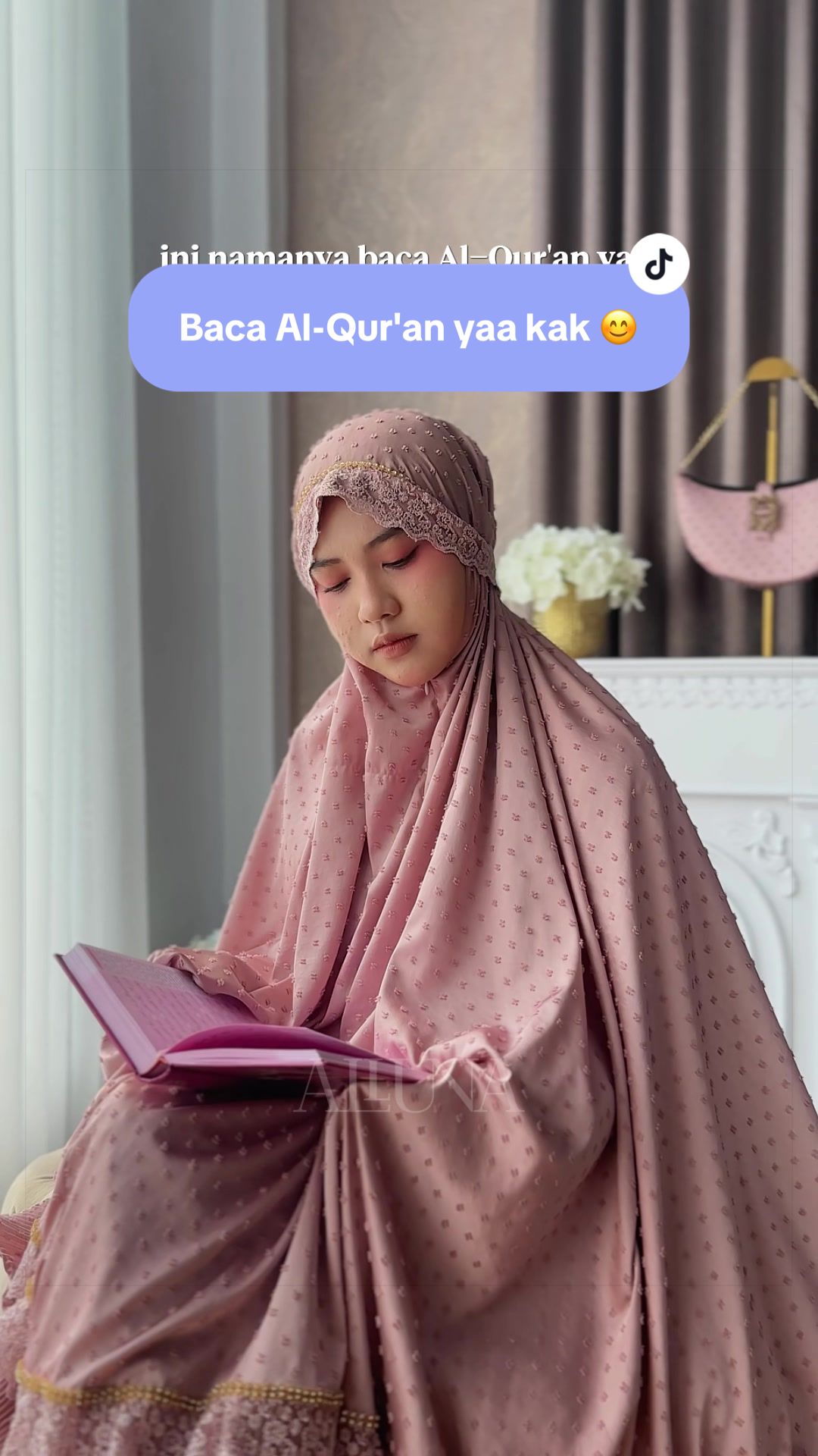 @Alluna