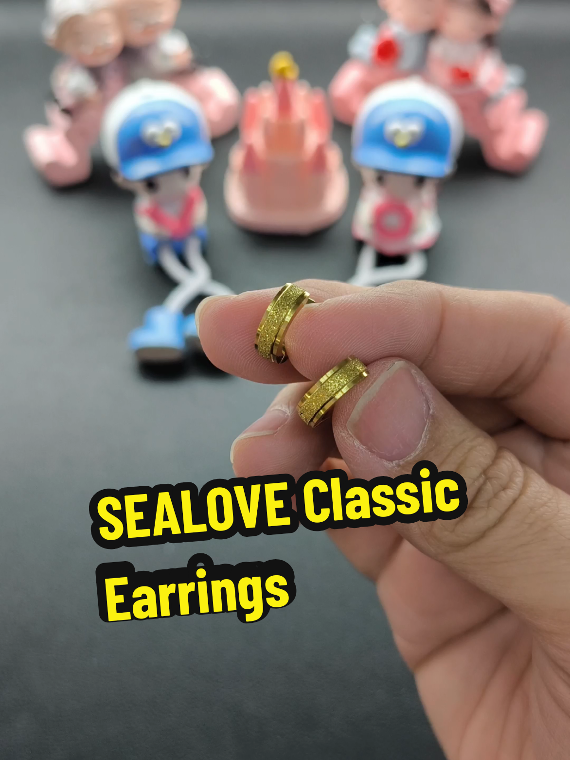 @FashionForUshop