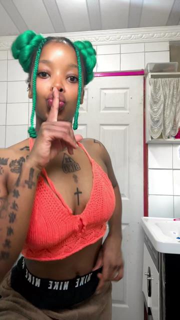@🌻Boikyslimthickbee🐝