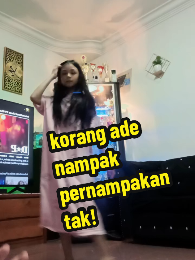 @Adriana (Elliyani_Johari)