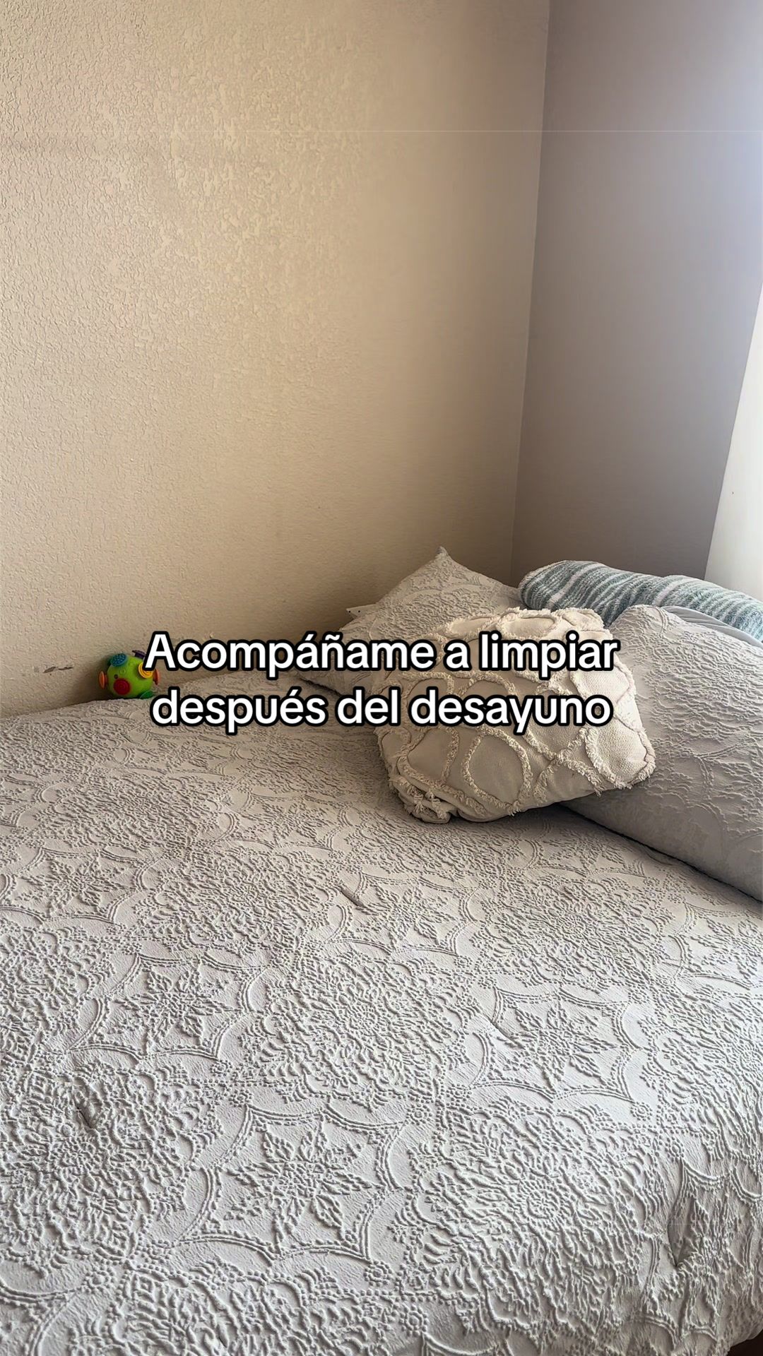 @Leslie