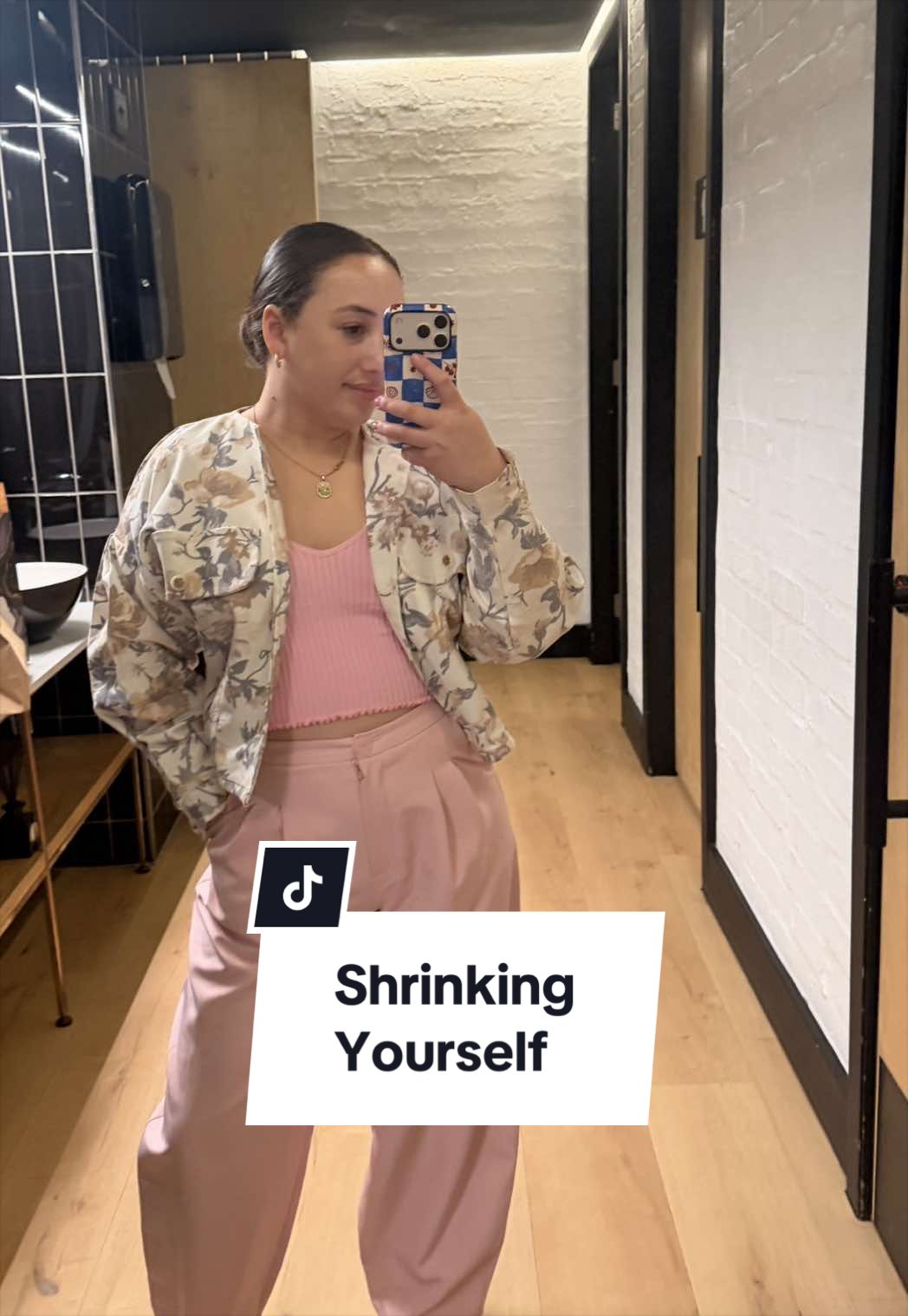 @Juanita | Travel + Lifestyle