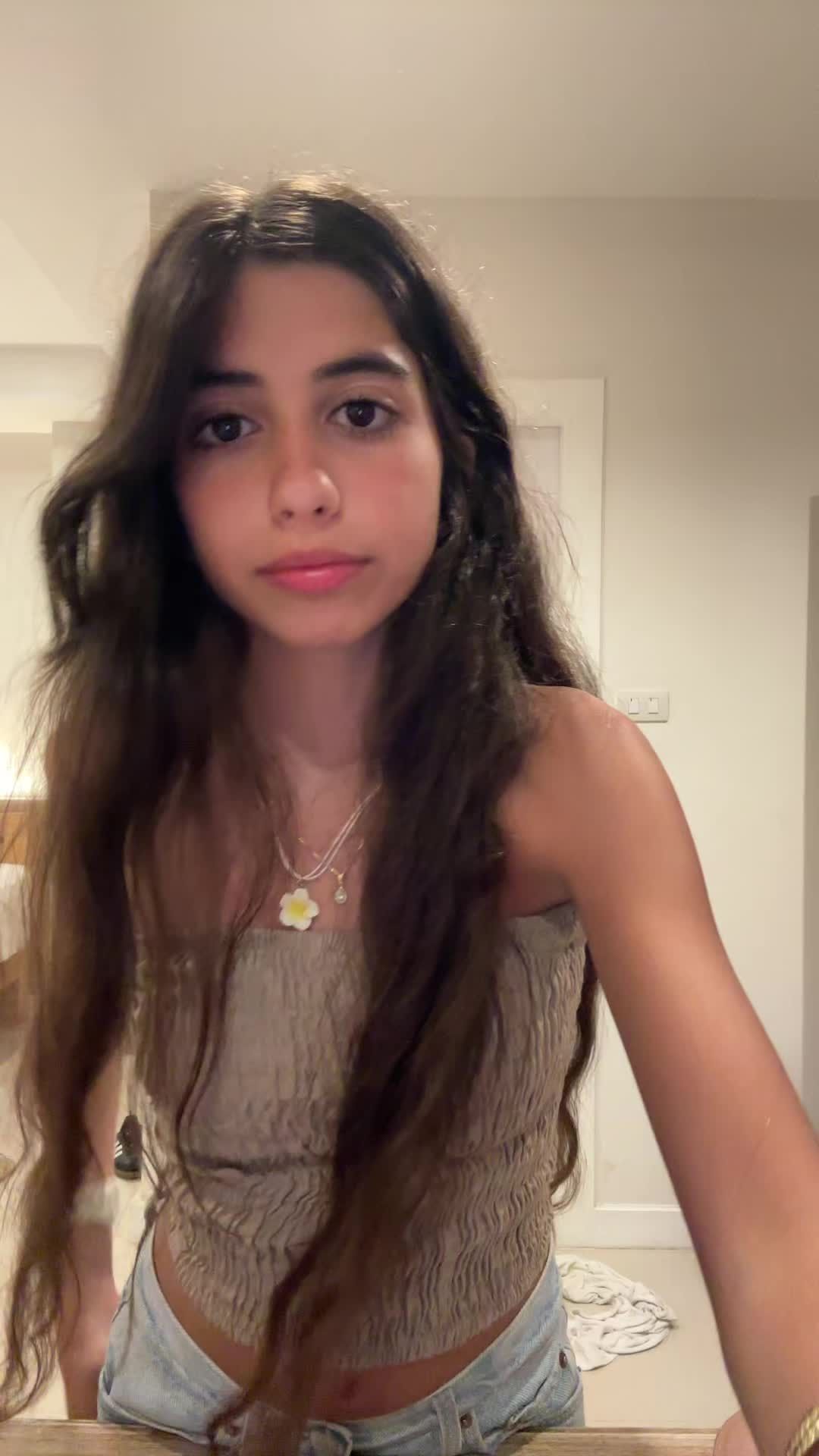 @𝐇𝐢𝐥𝐚🤍