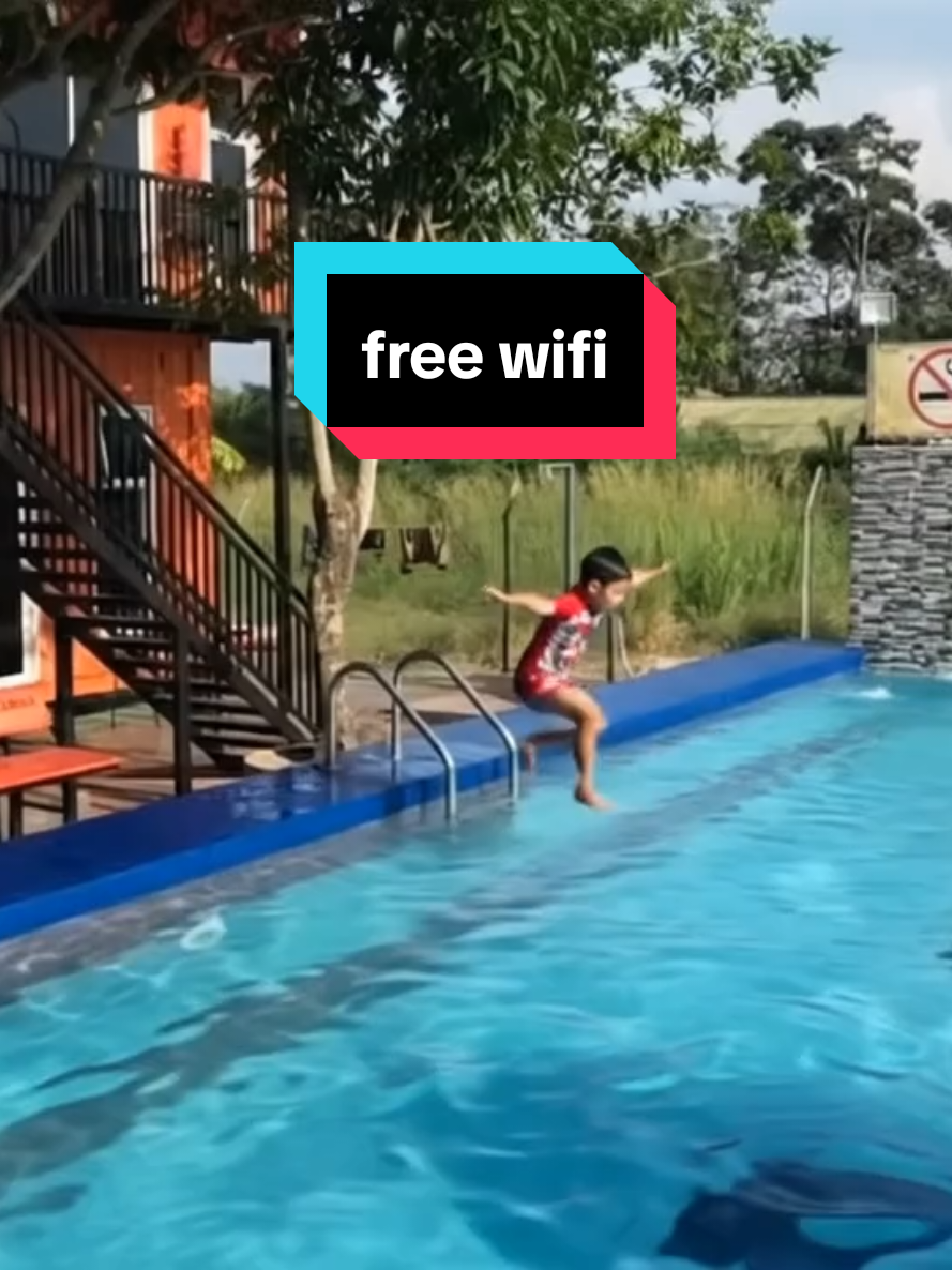 @homestaymelakaprivatepool