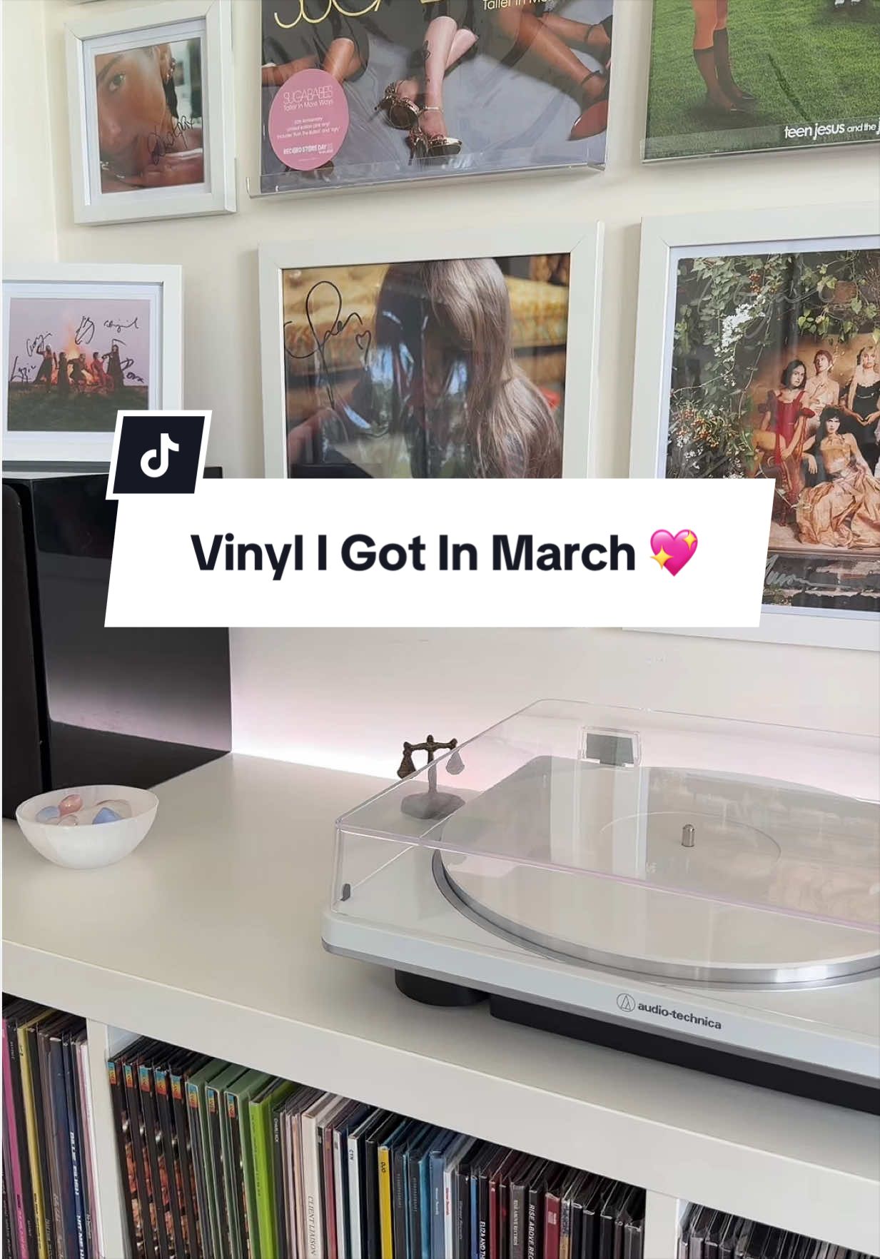 @ella’s vinyl 🪩