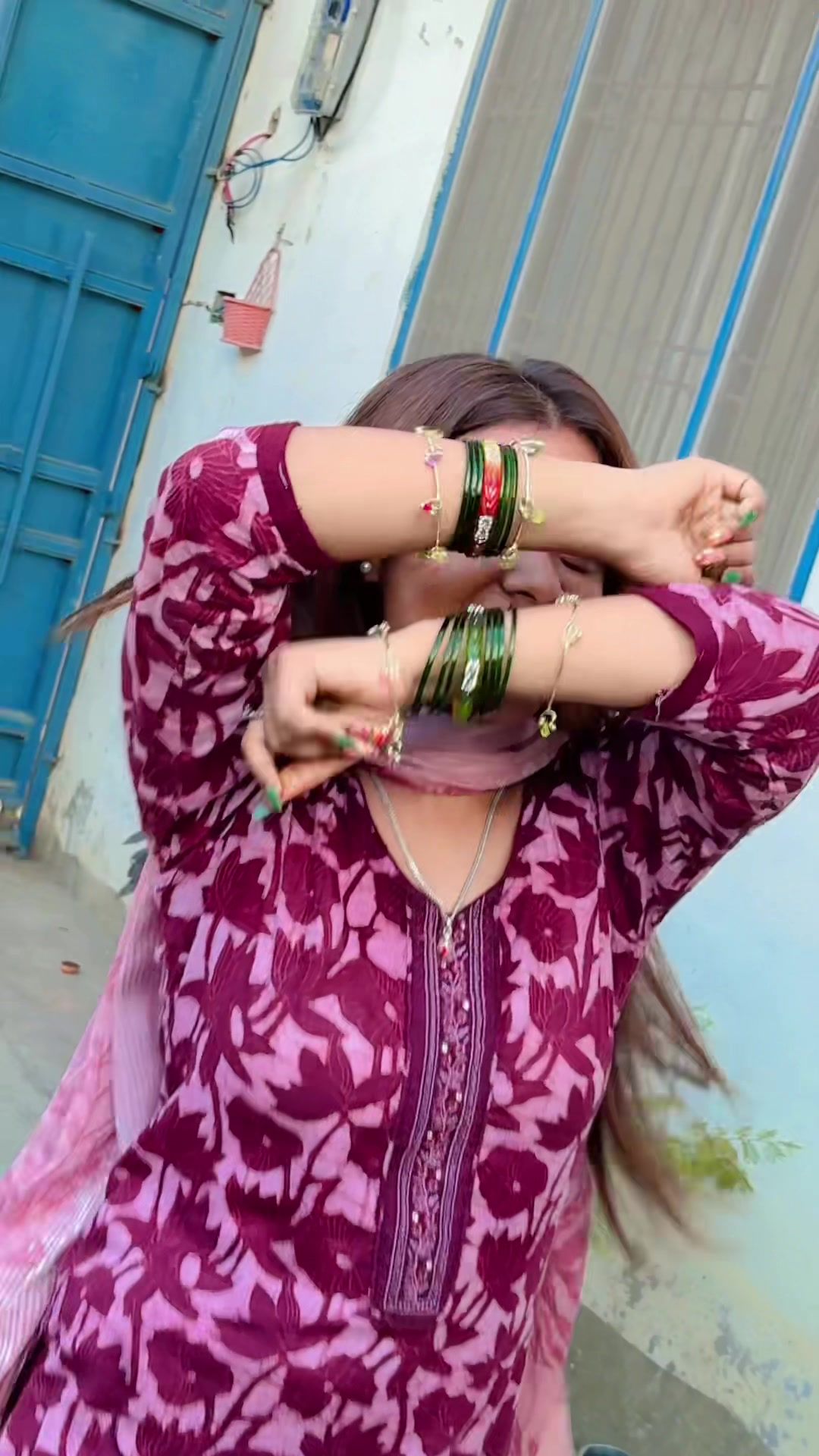 @ANJU MAHATO 🦋🕊️