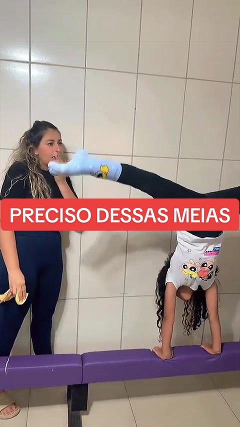 @LALAZINHA_NO_MUNDO_DAGINASTICA