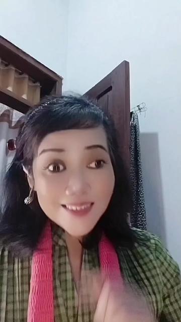 @JULIEYATIE