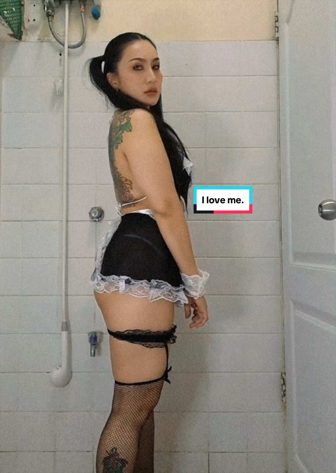 @Apple Fartgirls 🍎