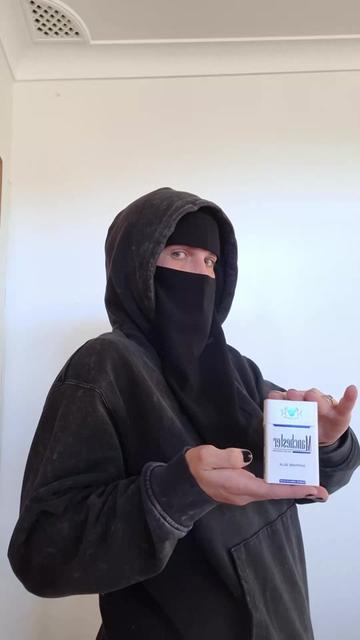 @The Aussie Niqabi