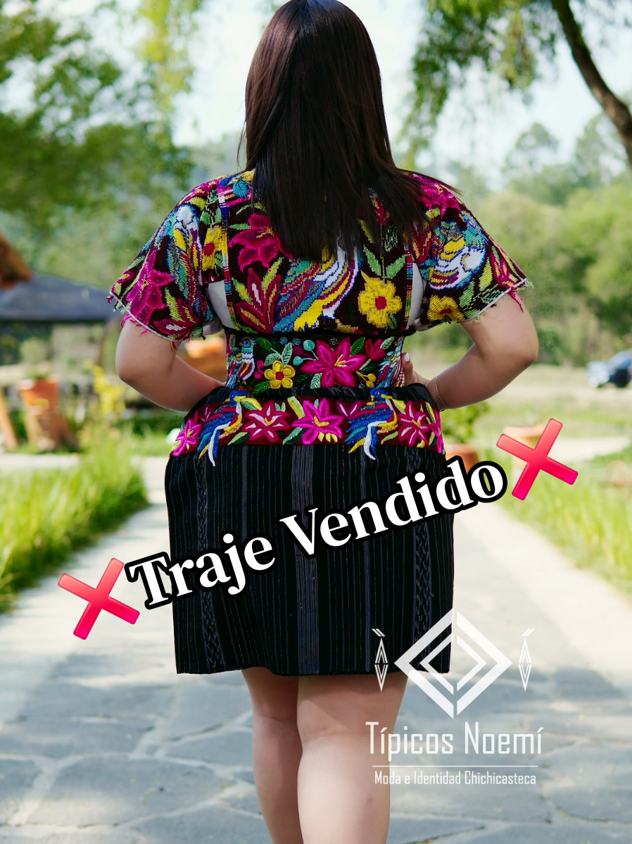 @Típicos Noemí