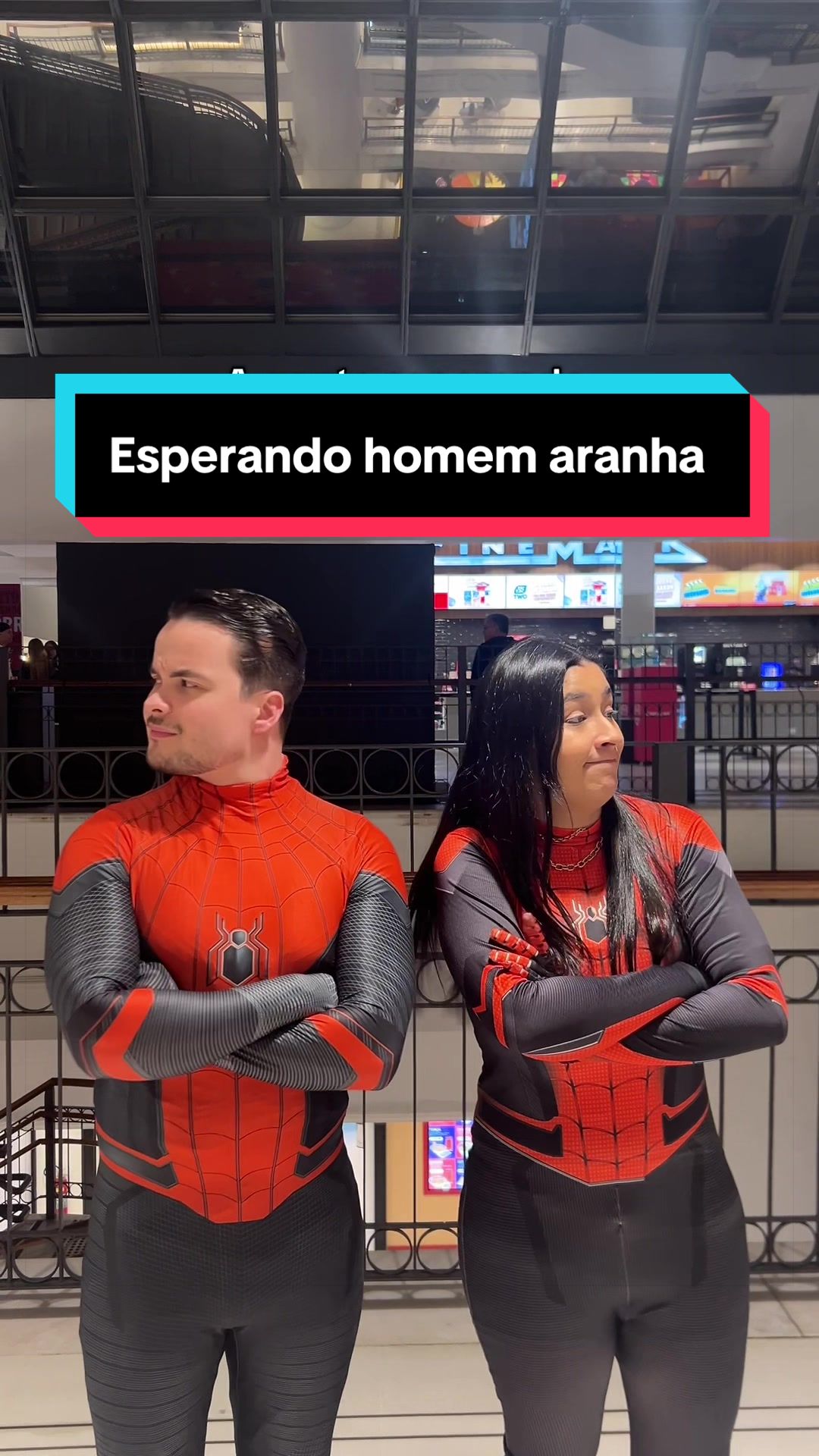 @Maratonando séries / Gyovanna