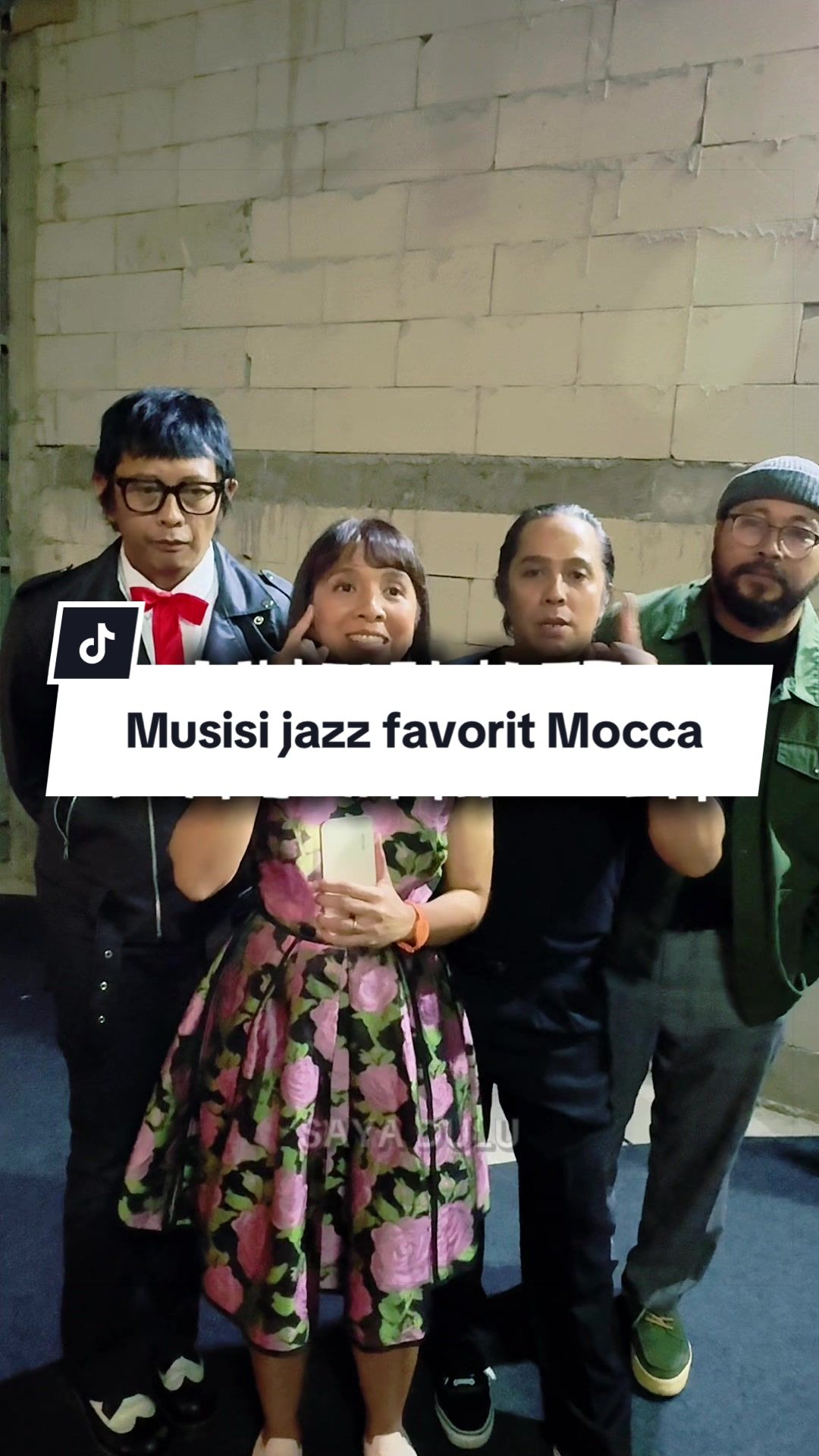 @Mocca