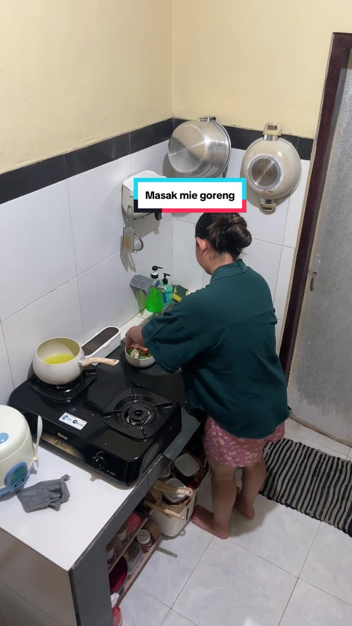 @IG : @ayuagustiini