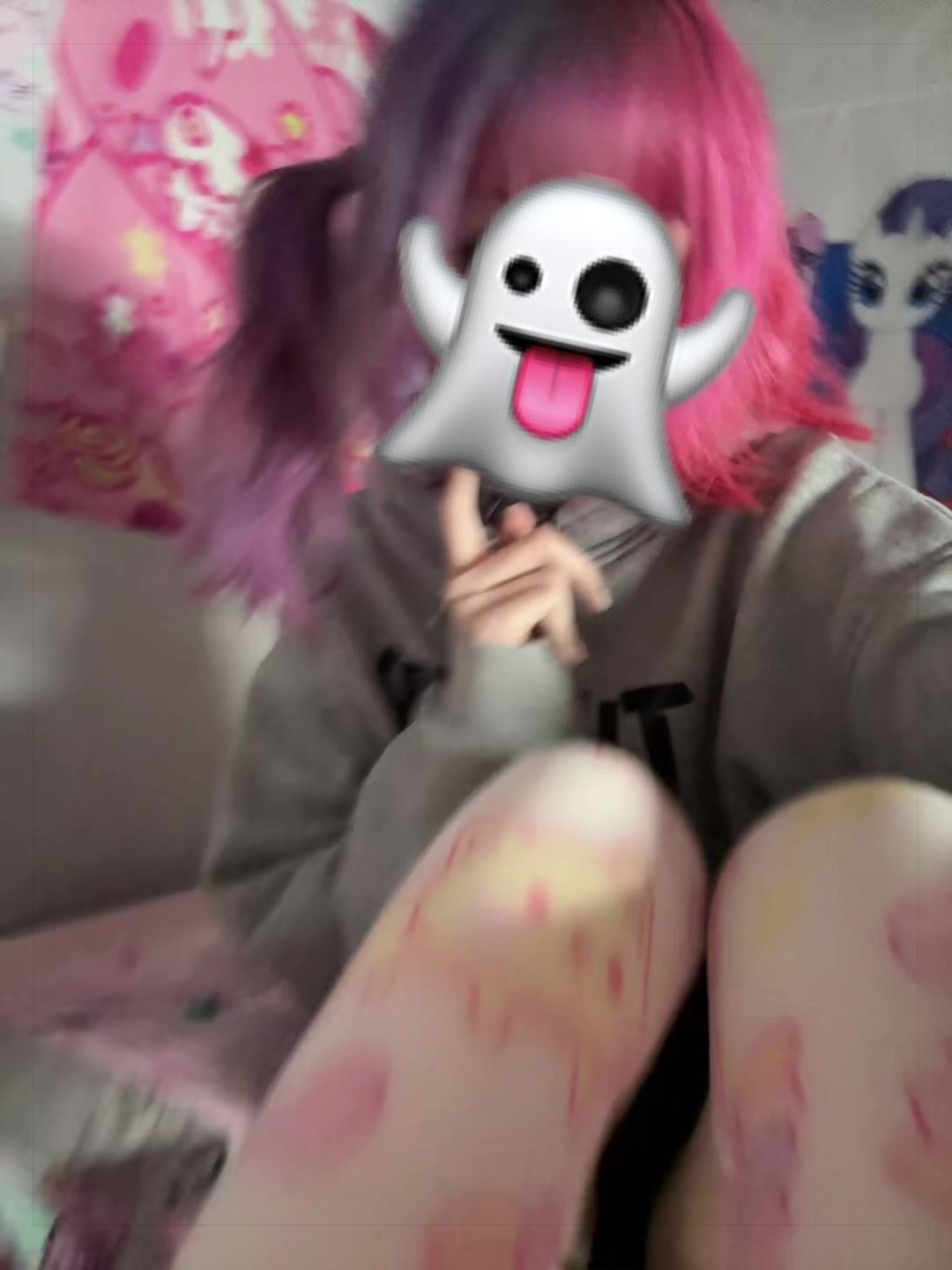 @\/4Ř|{&Oslash;666Ą⁴&sup2;☮︎