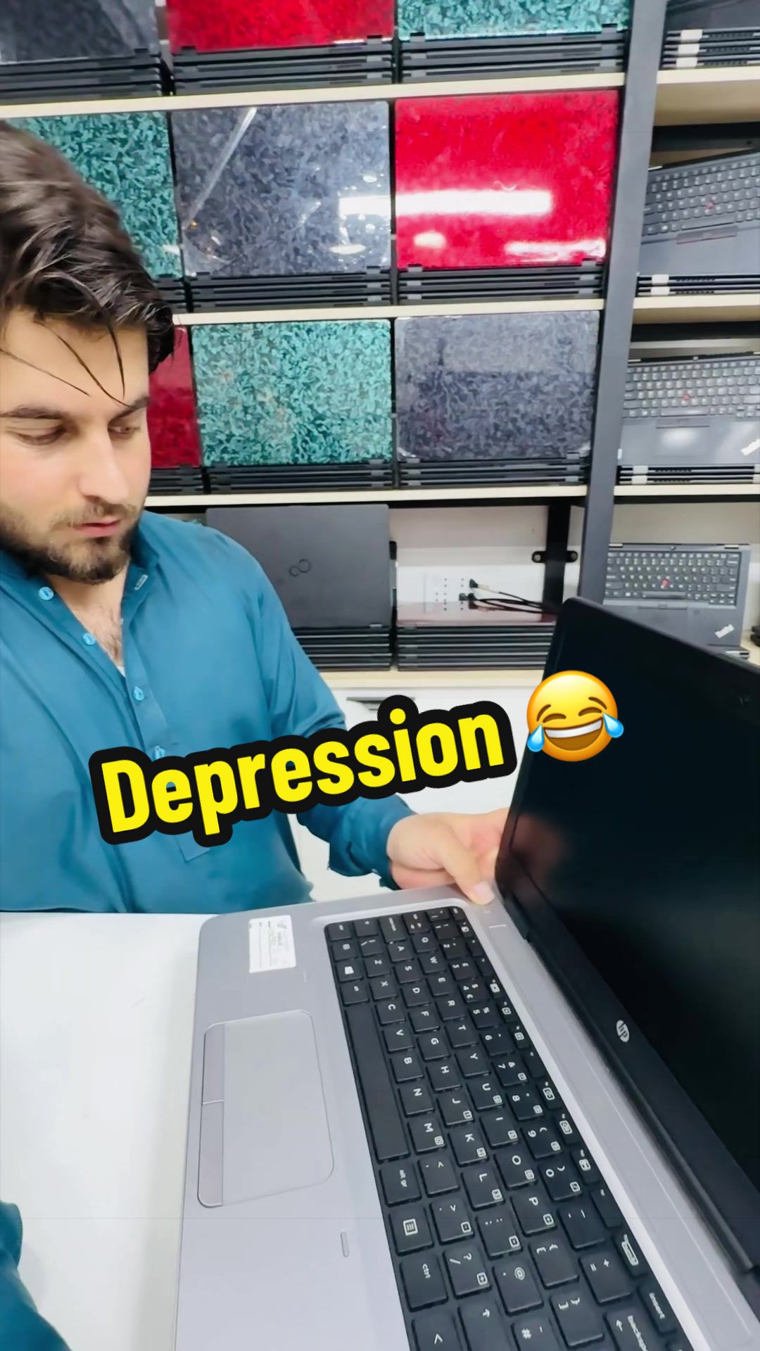 @Laptop Wale💻