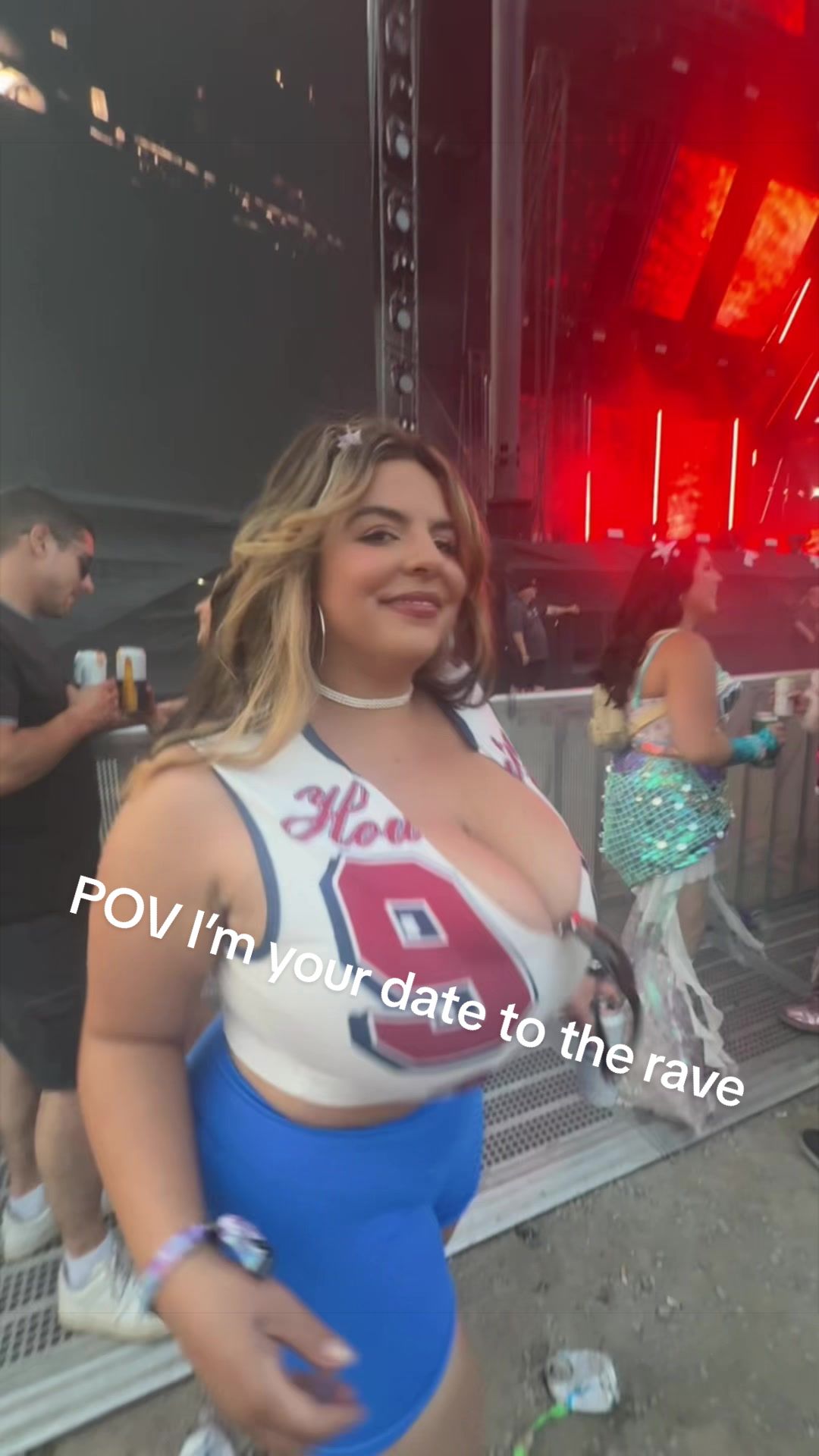 @iloveteniah