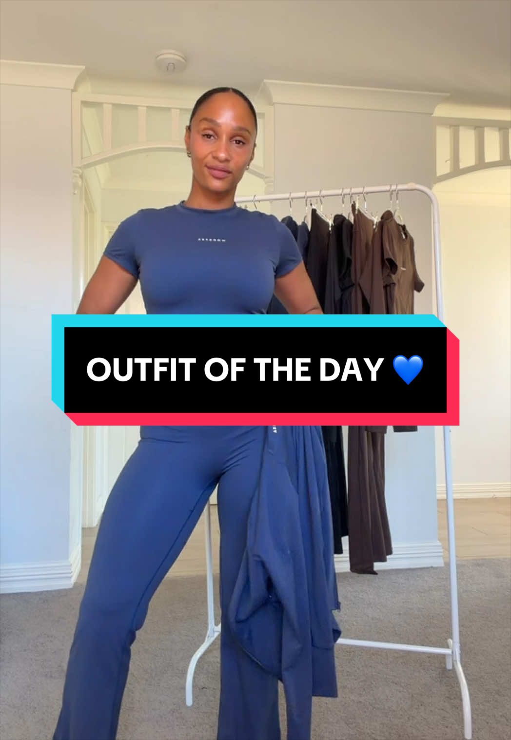 @LORRIN | MODESSA ACTIVEWEAR