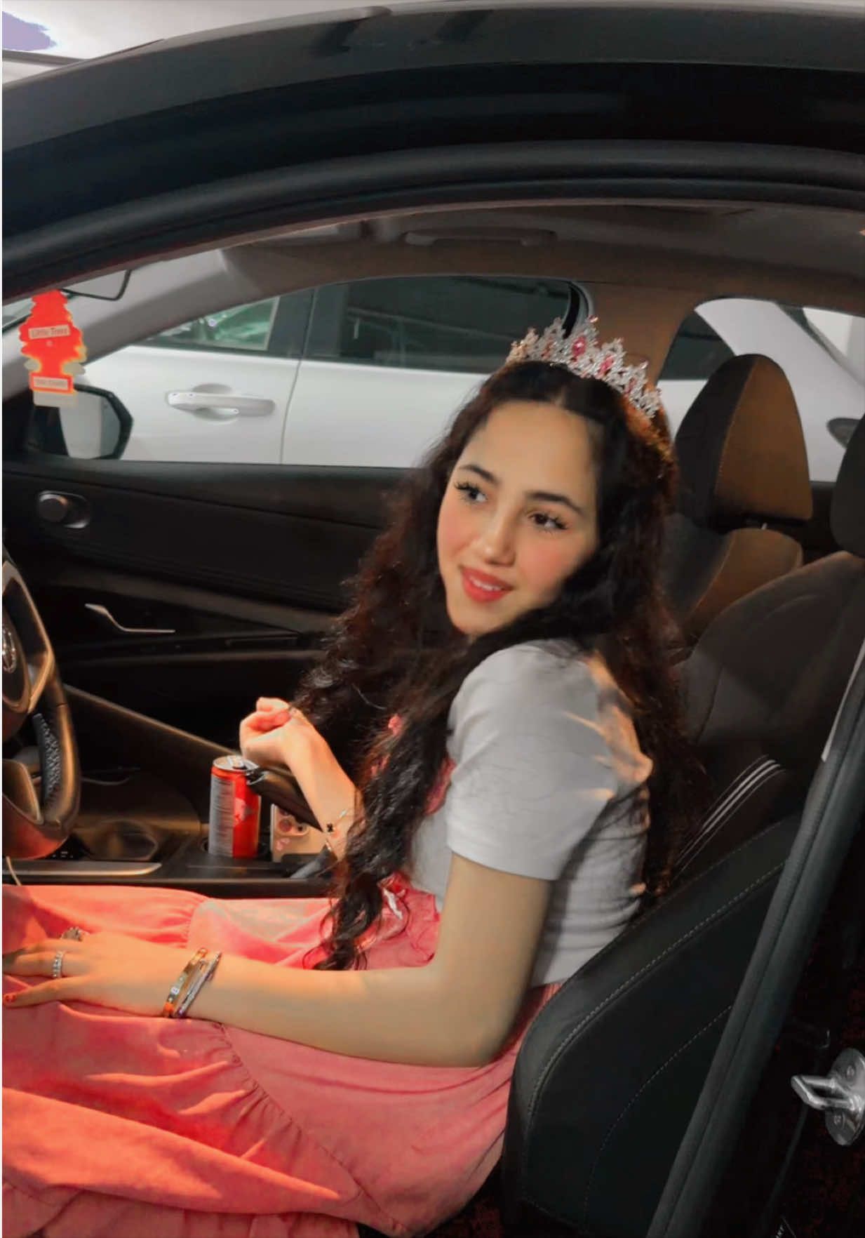 @ورد بنت الغزال