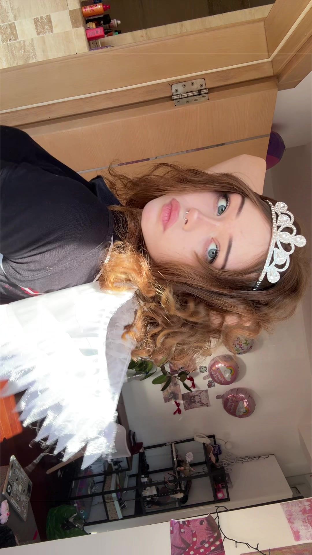 @суня