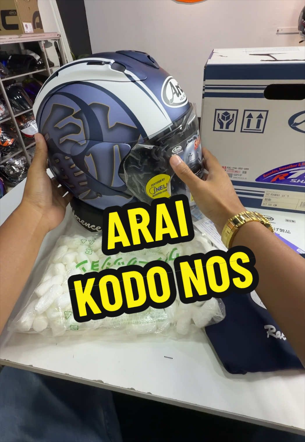 @Kedai Penjual Helmet