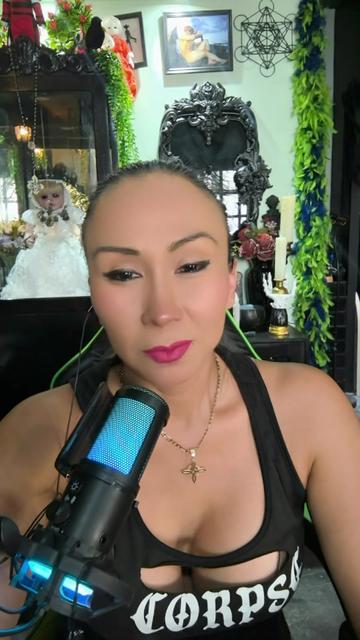 @YennAkasha