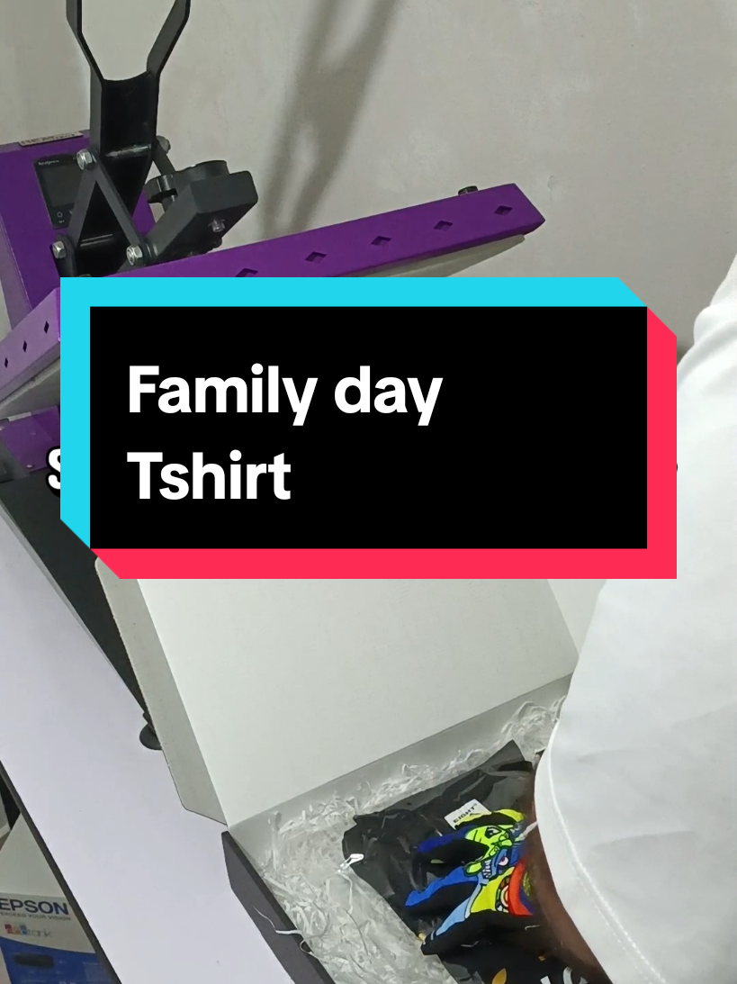@Groovytee T-Shirt