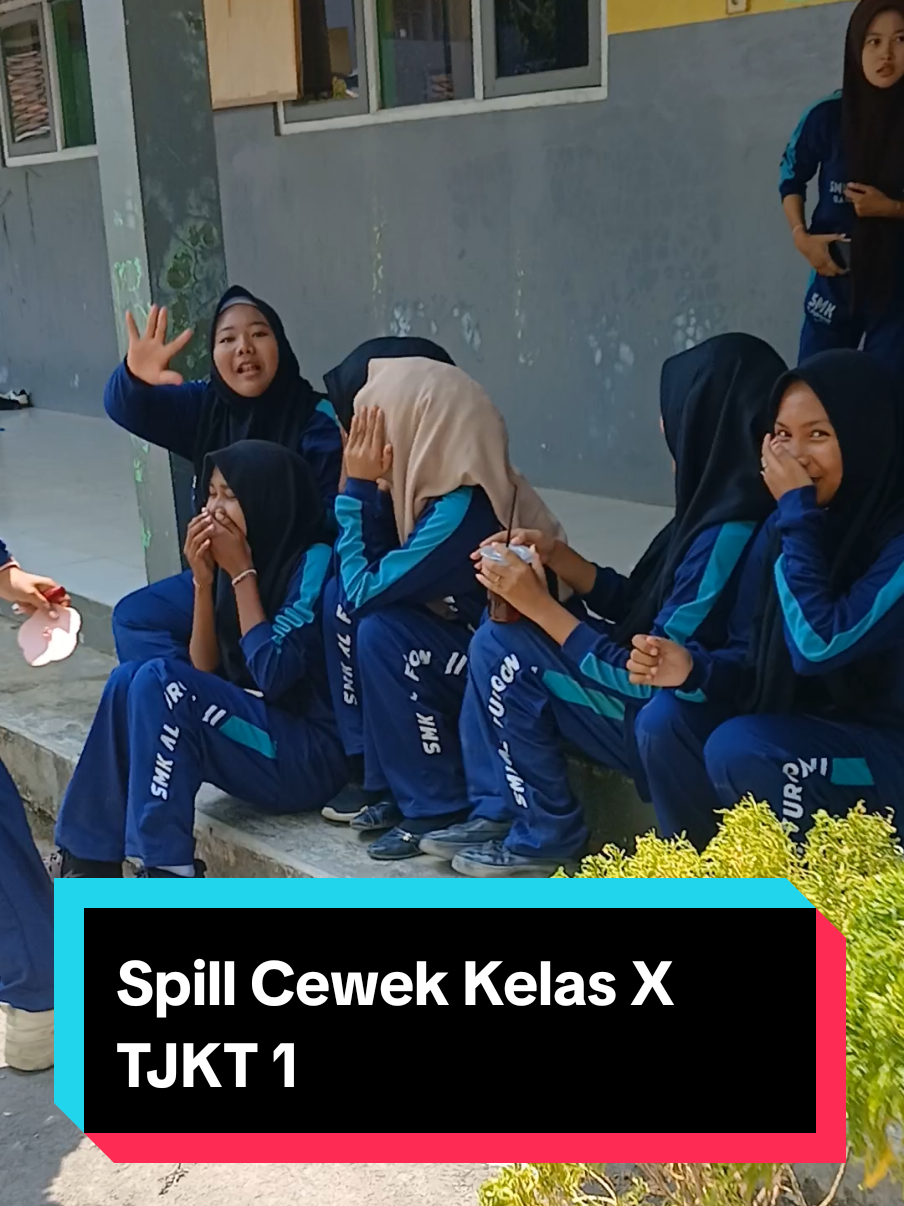 @Galeriku_di_Sekolah