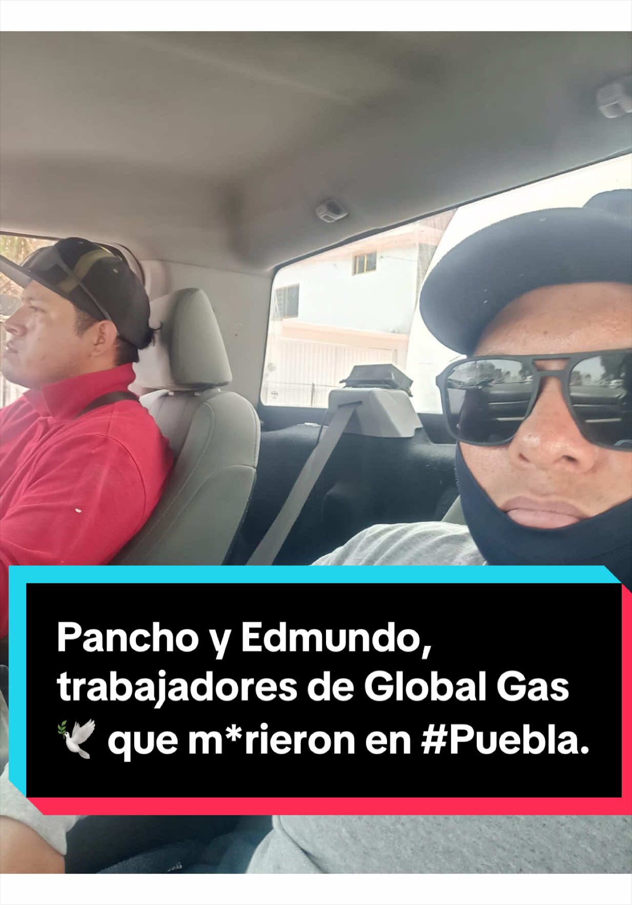 @Rocío Carbente (reportera🎤)