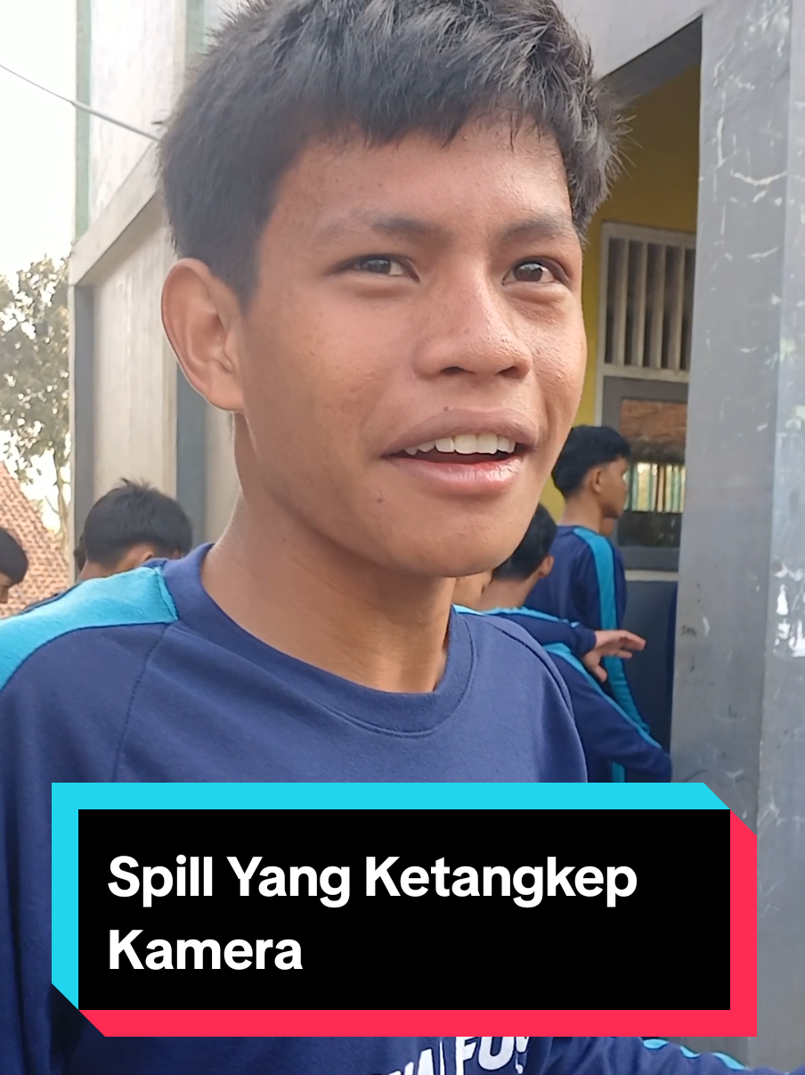 @Galeriku_di_Sekolah