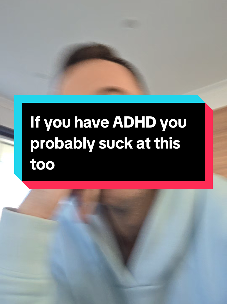 @travismurrells_