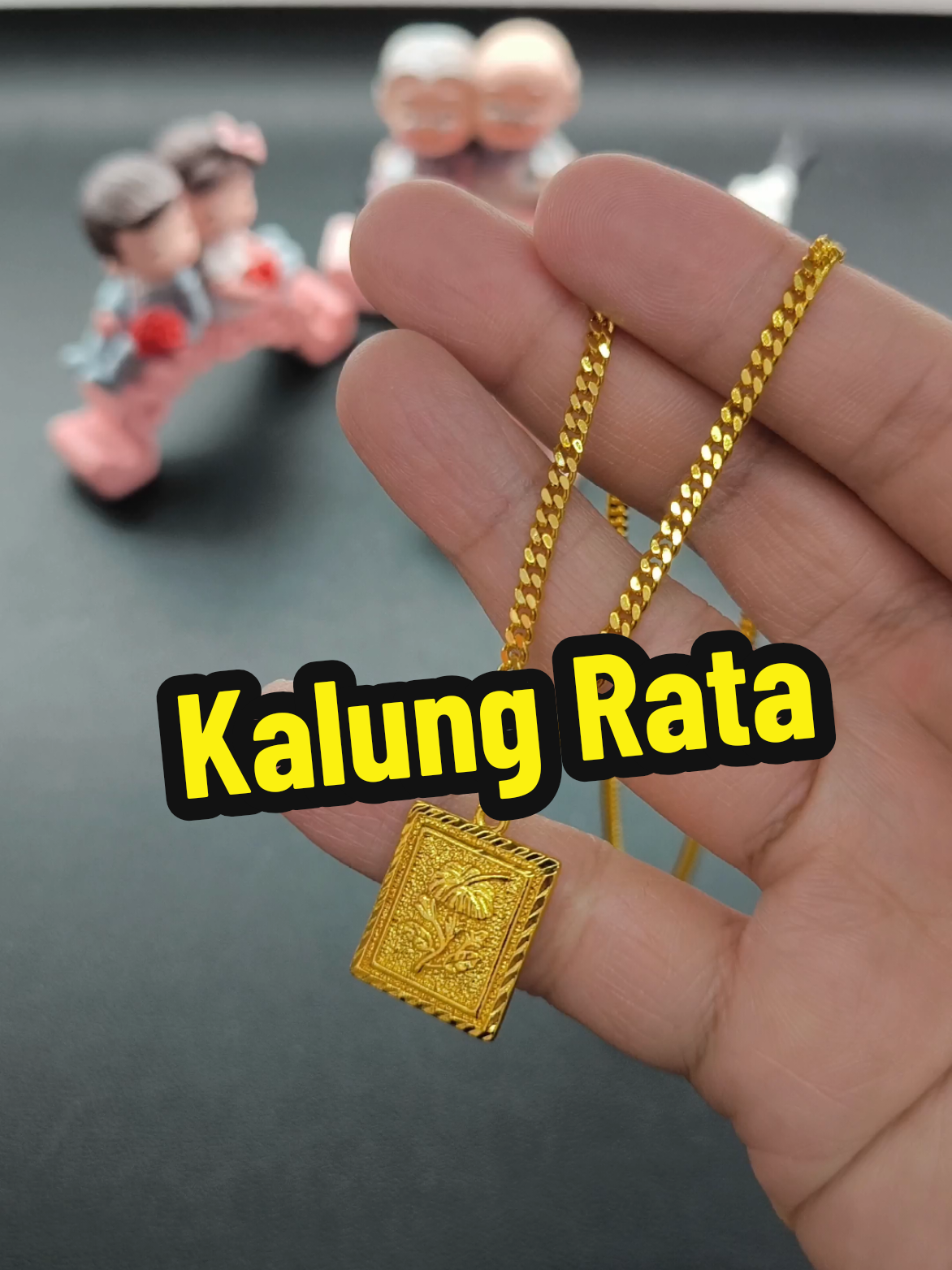 @FashionForUshop