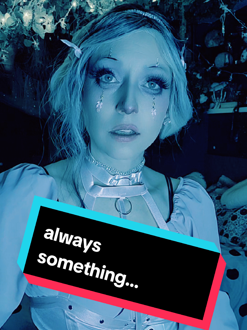 @DancesinShadows