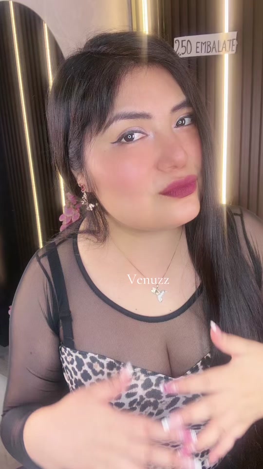 @Venuzz