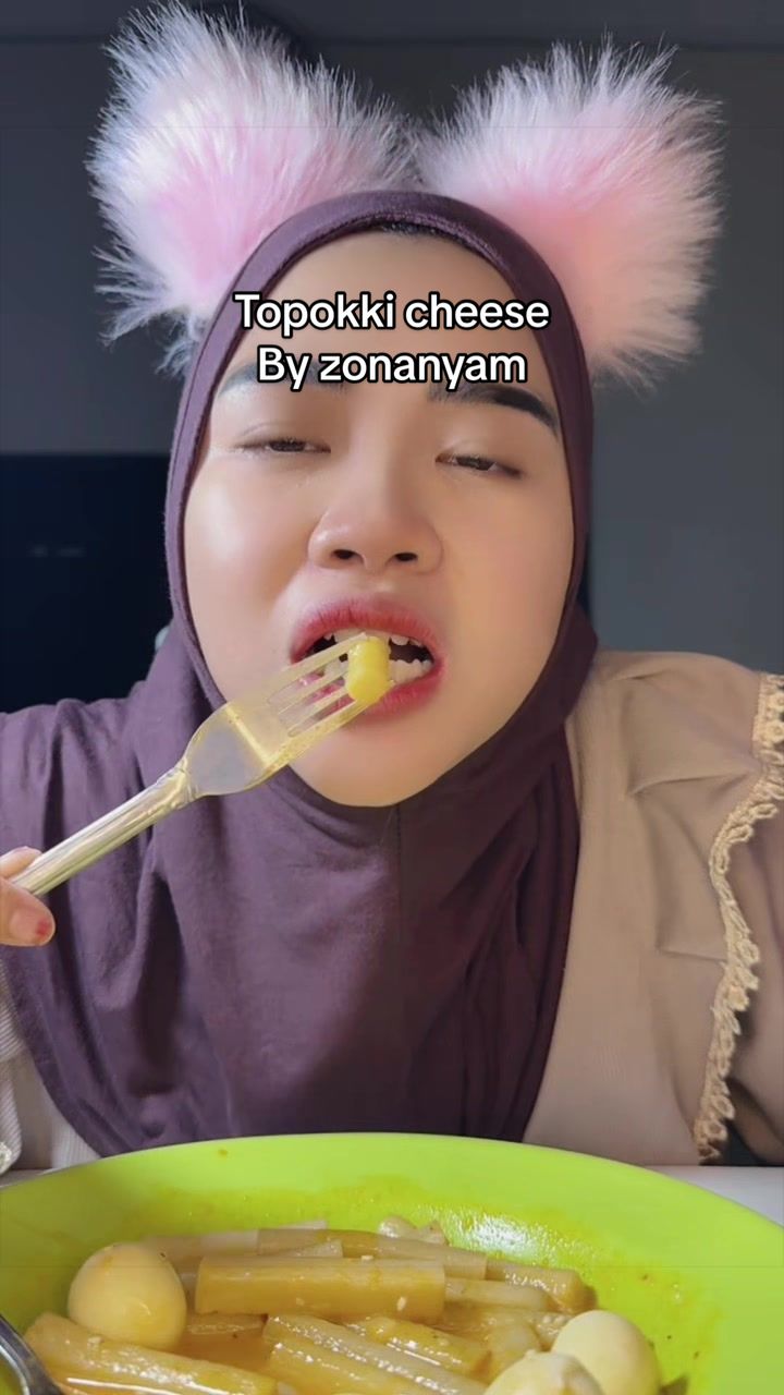@EkaNis14