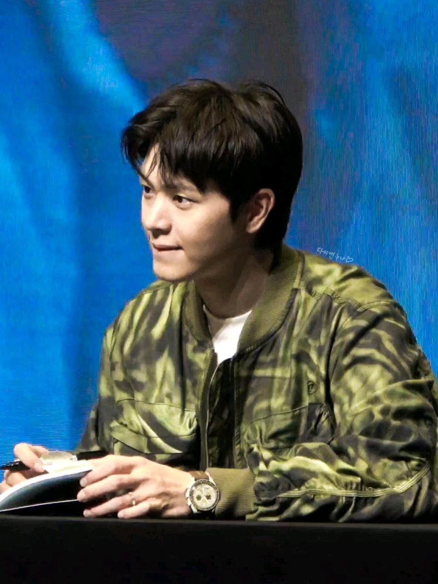 @๐๐๐๐ก๐ | ๋ค์ด์ค