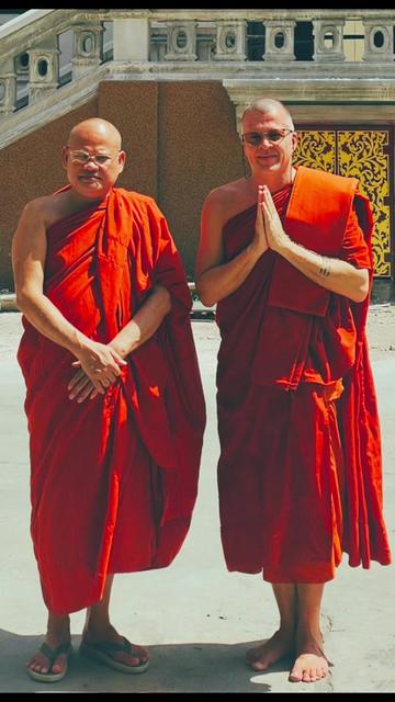 @Dhammaghosananda