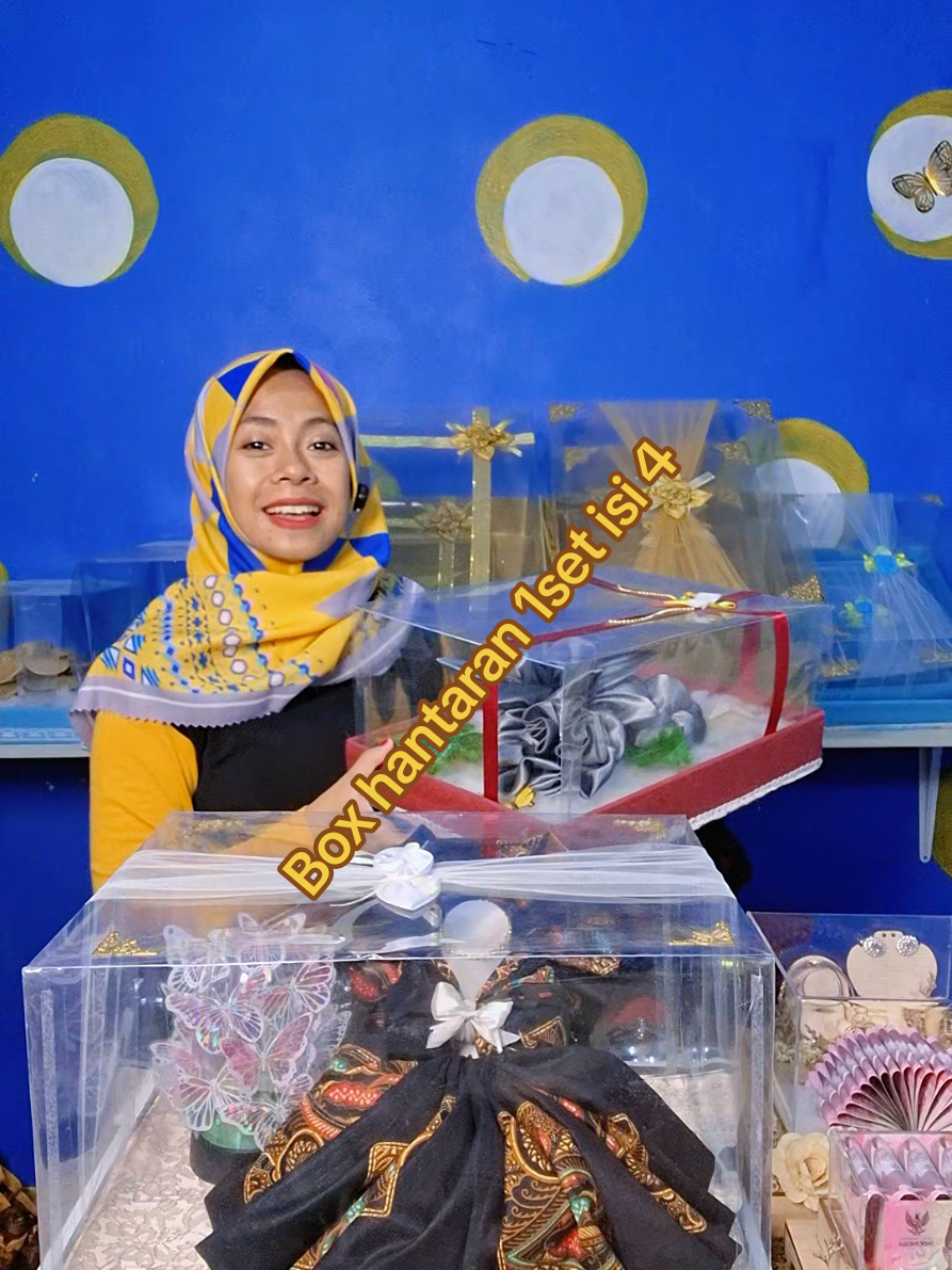 @Siti Fatimah|Gift Box
