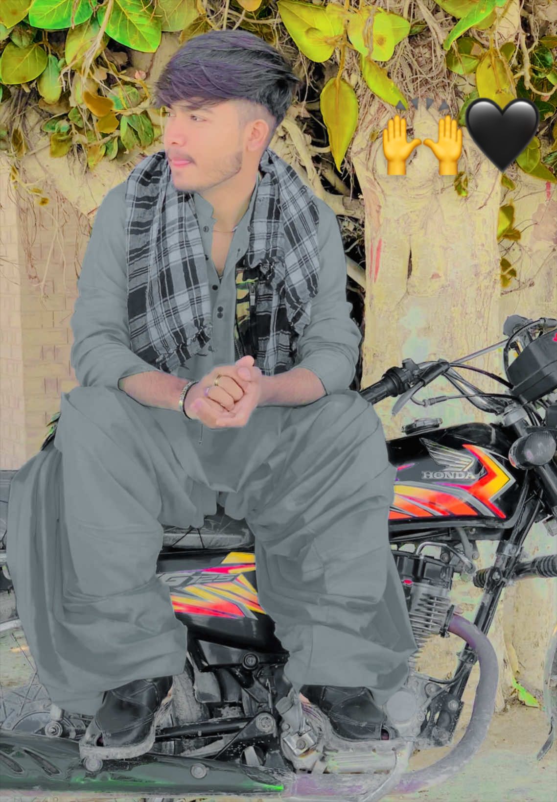 @«AYAN.BaDsHa»😈