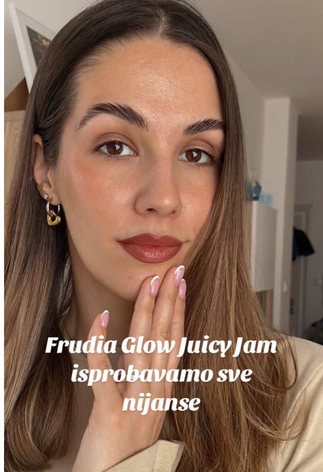 @ninamilaris