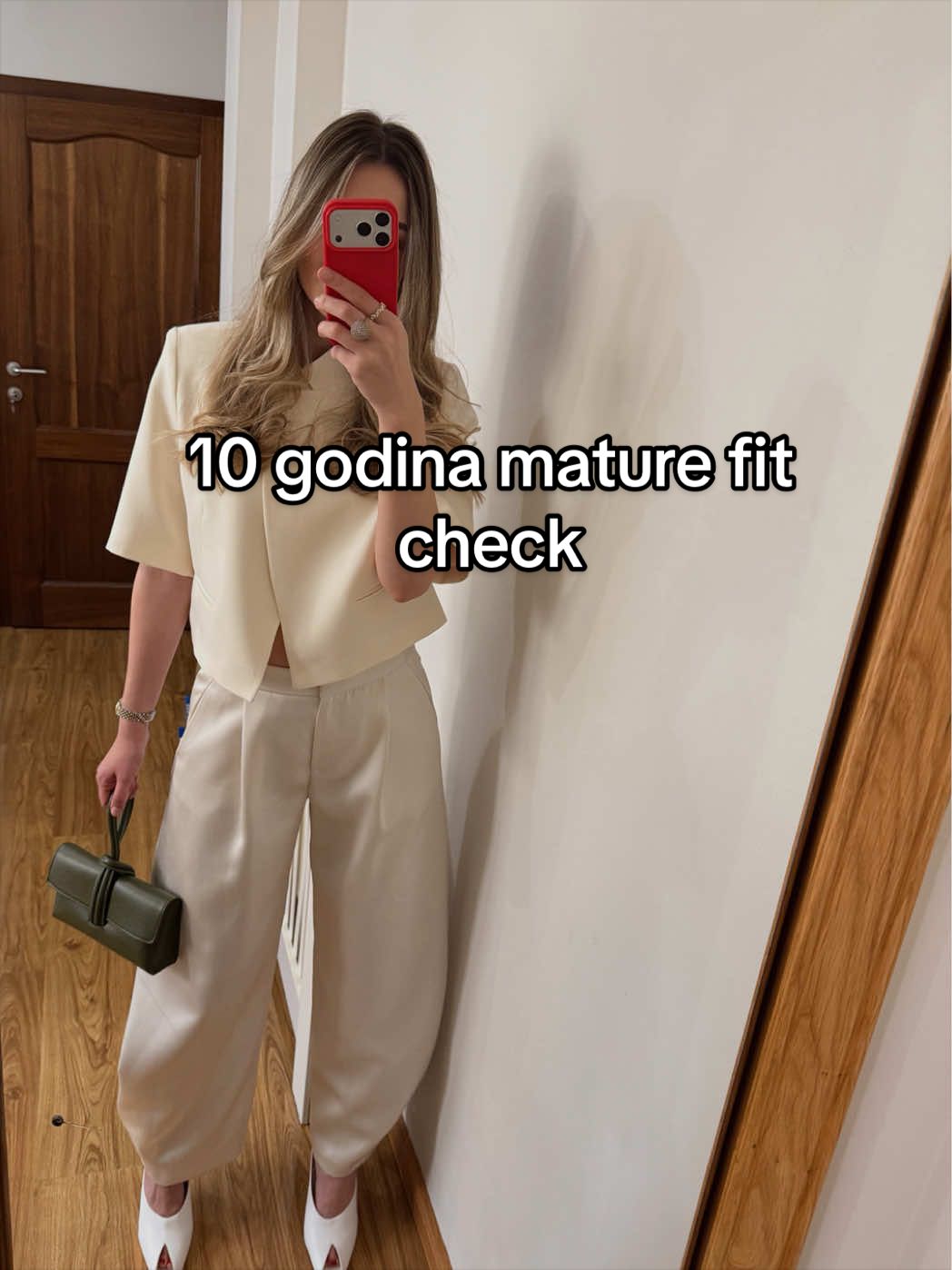 @mlleiiva